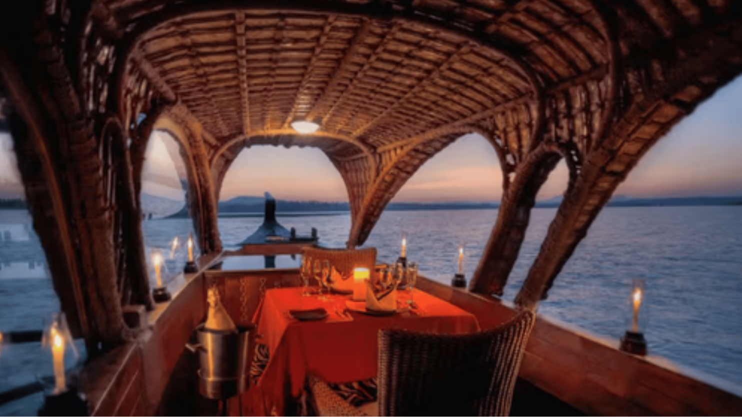 India Safari, paseo canoa.png