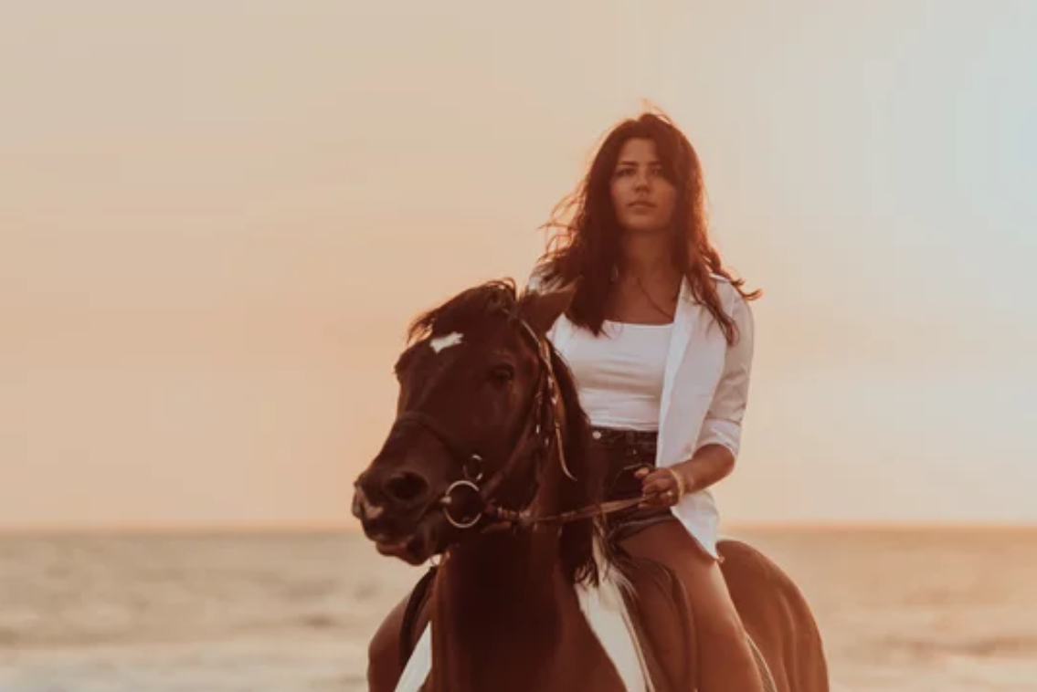 Cabalgata al atardecer en la Costa de Comporta.