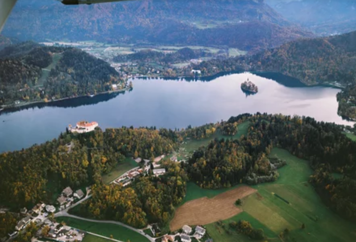 Eslovenia - helicoptero 2.png