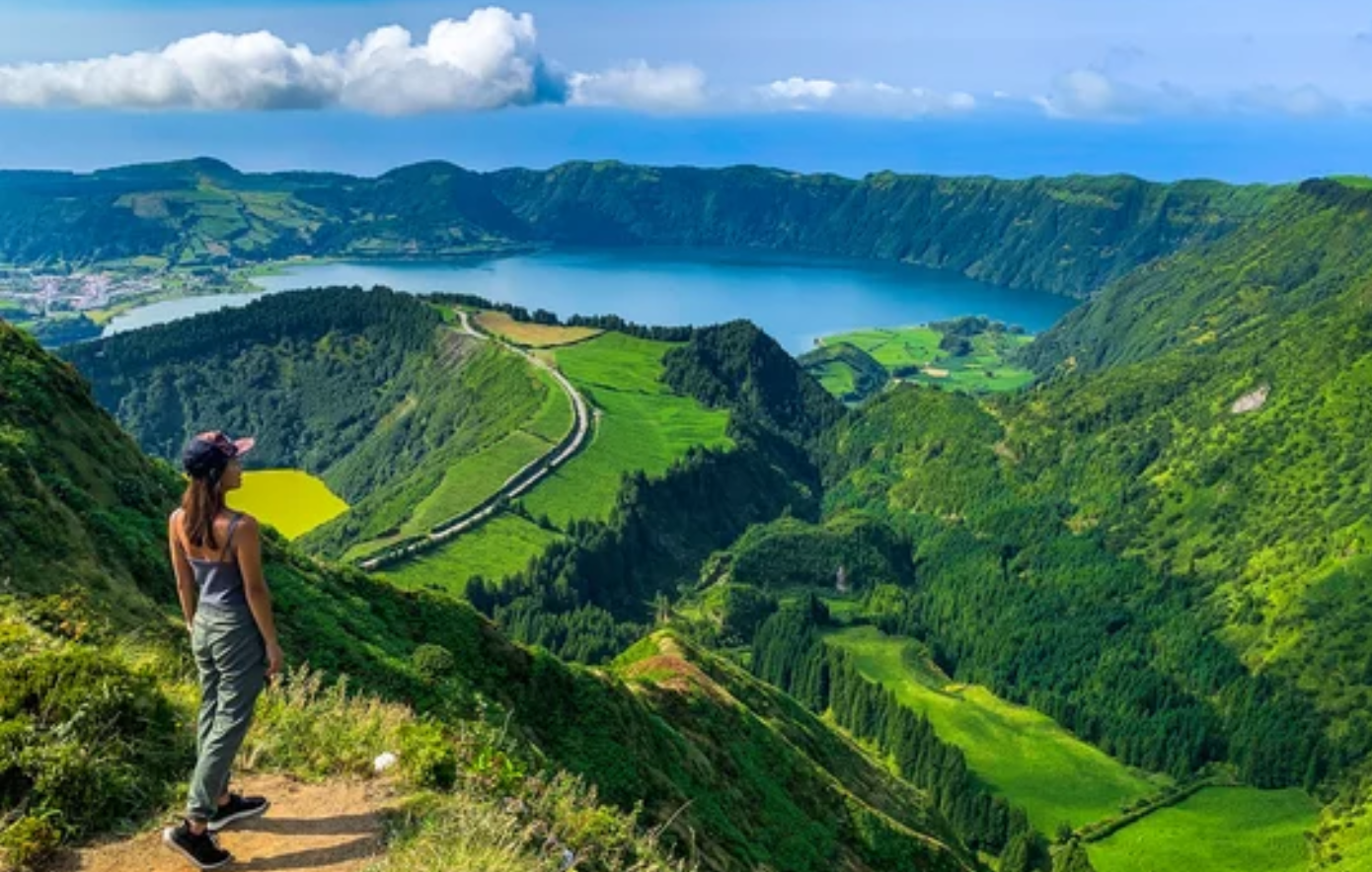 Azores - TRAVELTAILORS.png