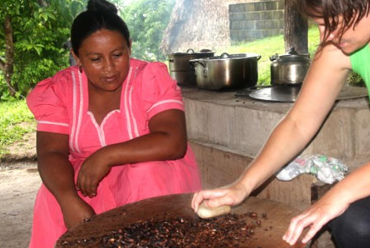 Belice 1 Cocinando.png