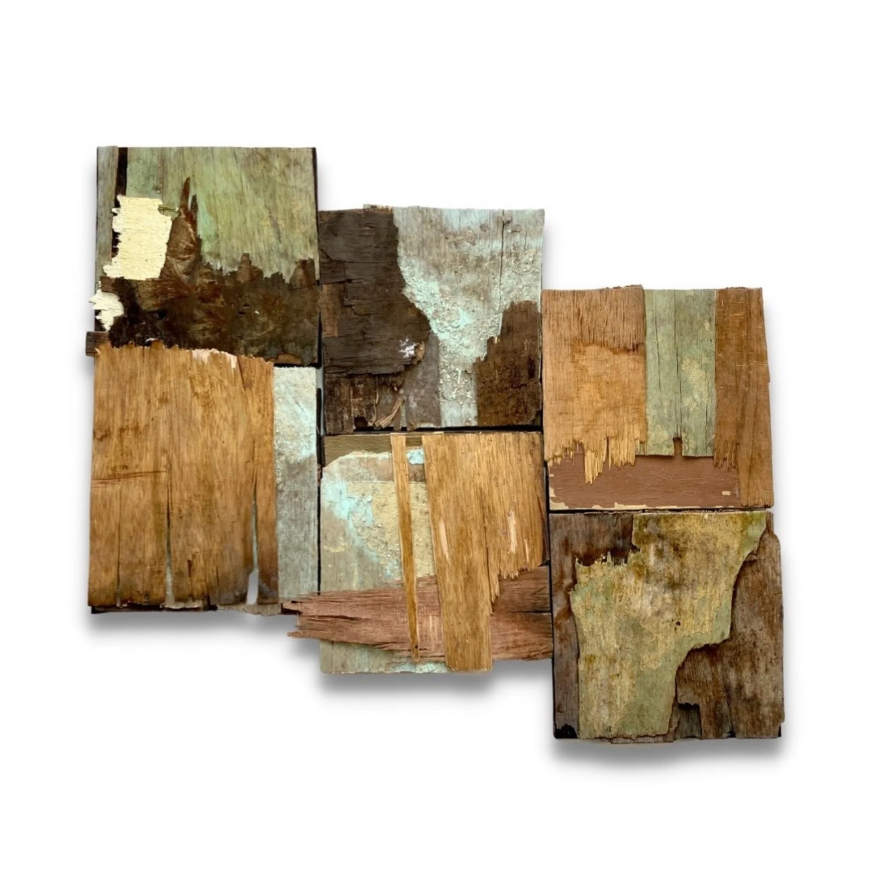 Sin título, 2022, Ensamblaje, maderas encontradas, dimensiones variables