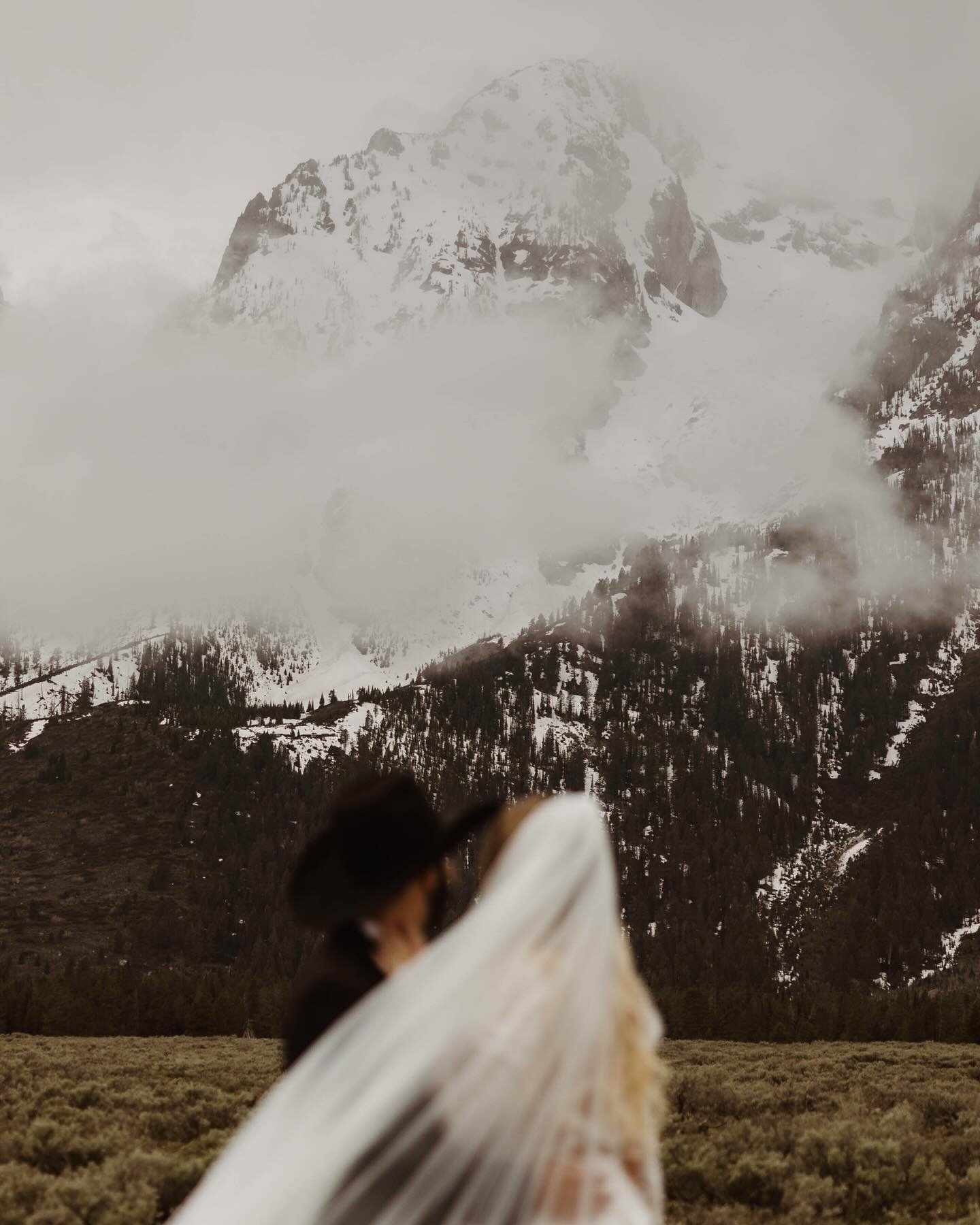 A few Jackson Hole Bridals that I can&rsquo;t look away from - 

The thing about it clouds hanging over such towering, jagged and dramatic peaks is that it offers such a sense of intimacy. Cold intimacy - that somehow compliments the warmth and stren