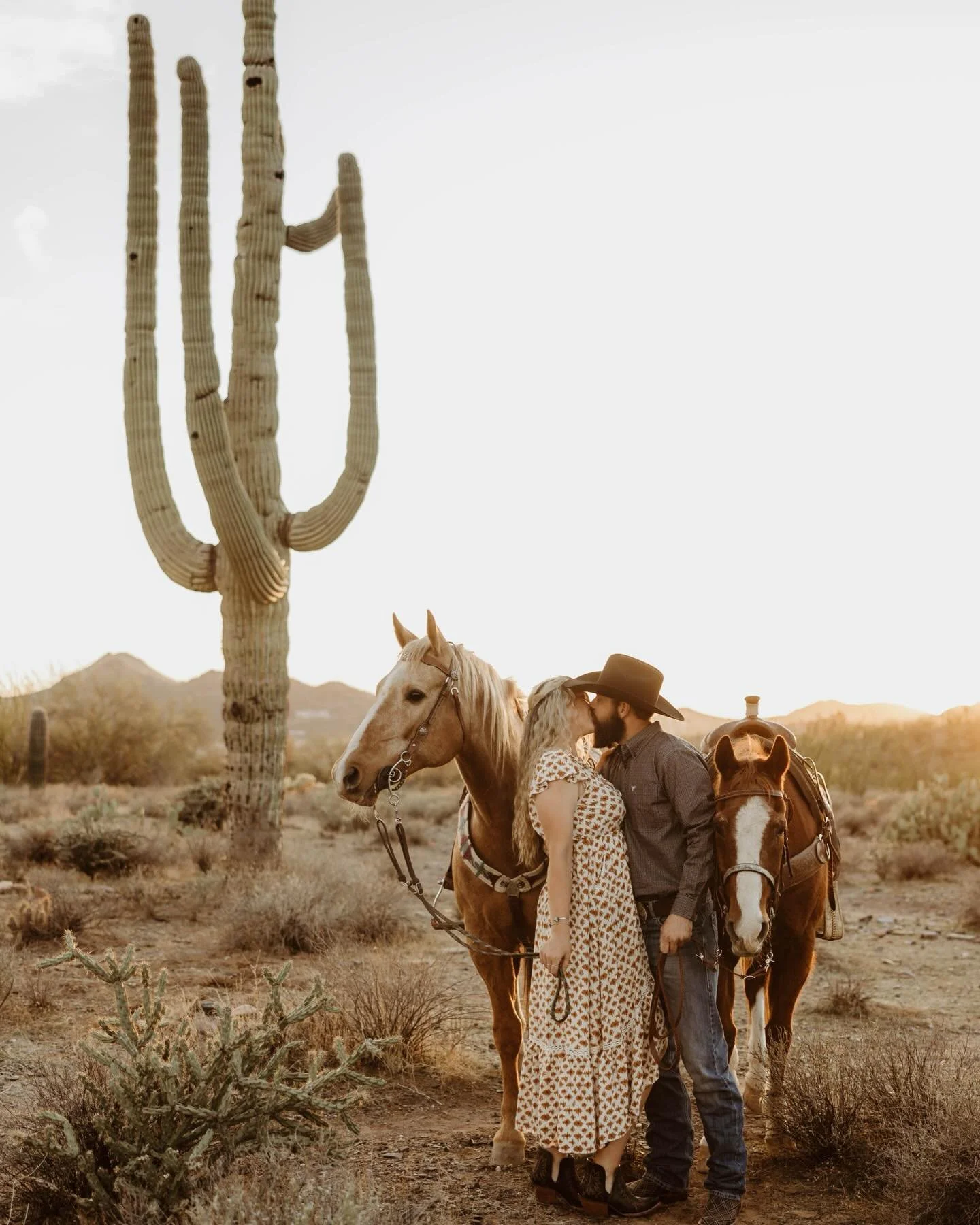 🏜️ 🌸ARIZONA! Spring sessions are now booking for March + April 2026 Link in bio to book! 🌵🦉