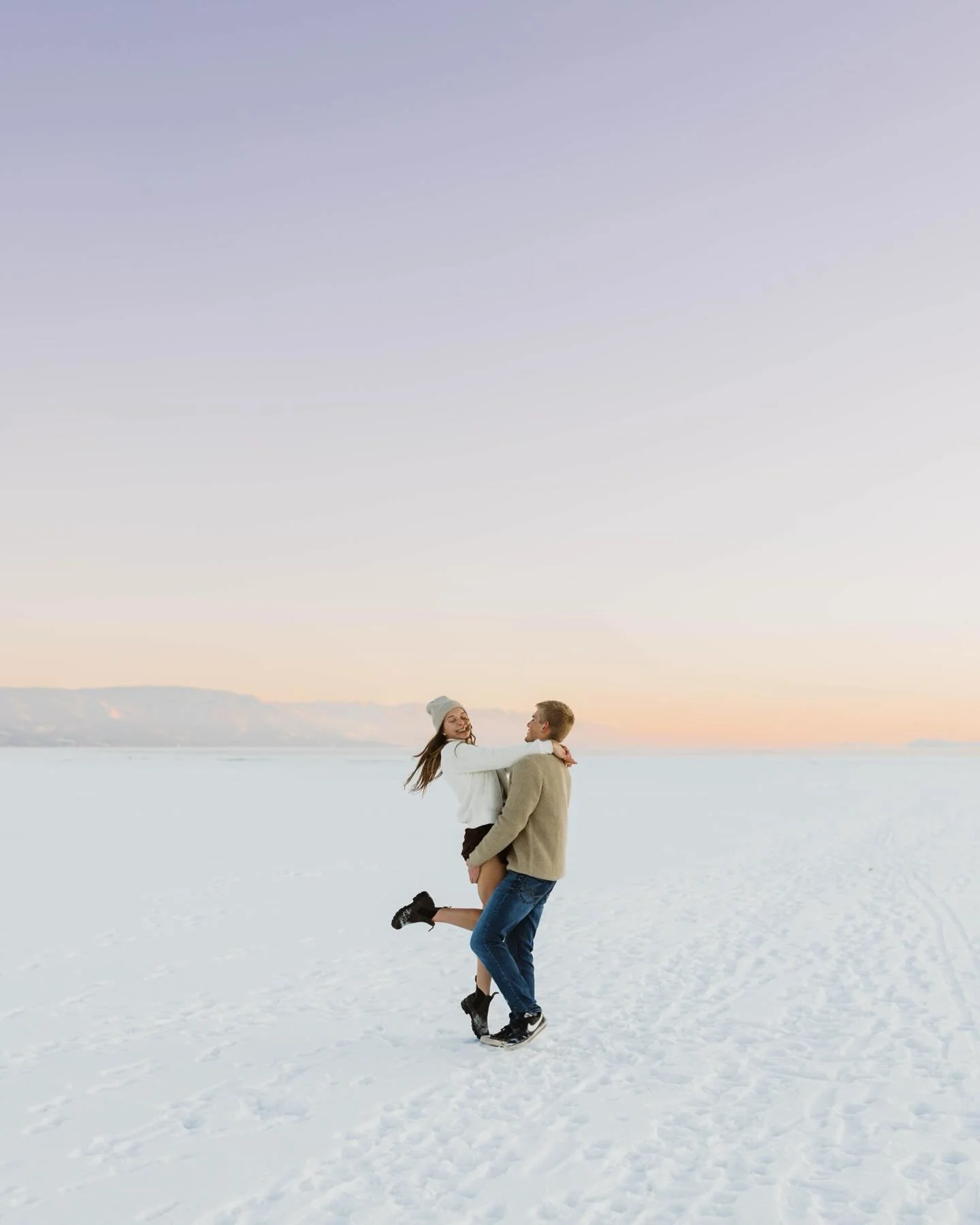 It&rsquo;s no secret how much I love skies lit up with pinks oranges that melt into purples and blues&hellip; @isabella.a.parrott reminding me we are SIX months away from their sweet backyard Montana Wedding! 💜🧡