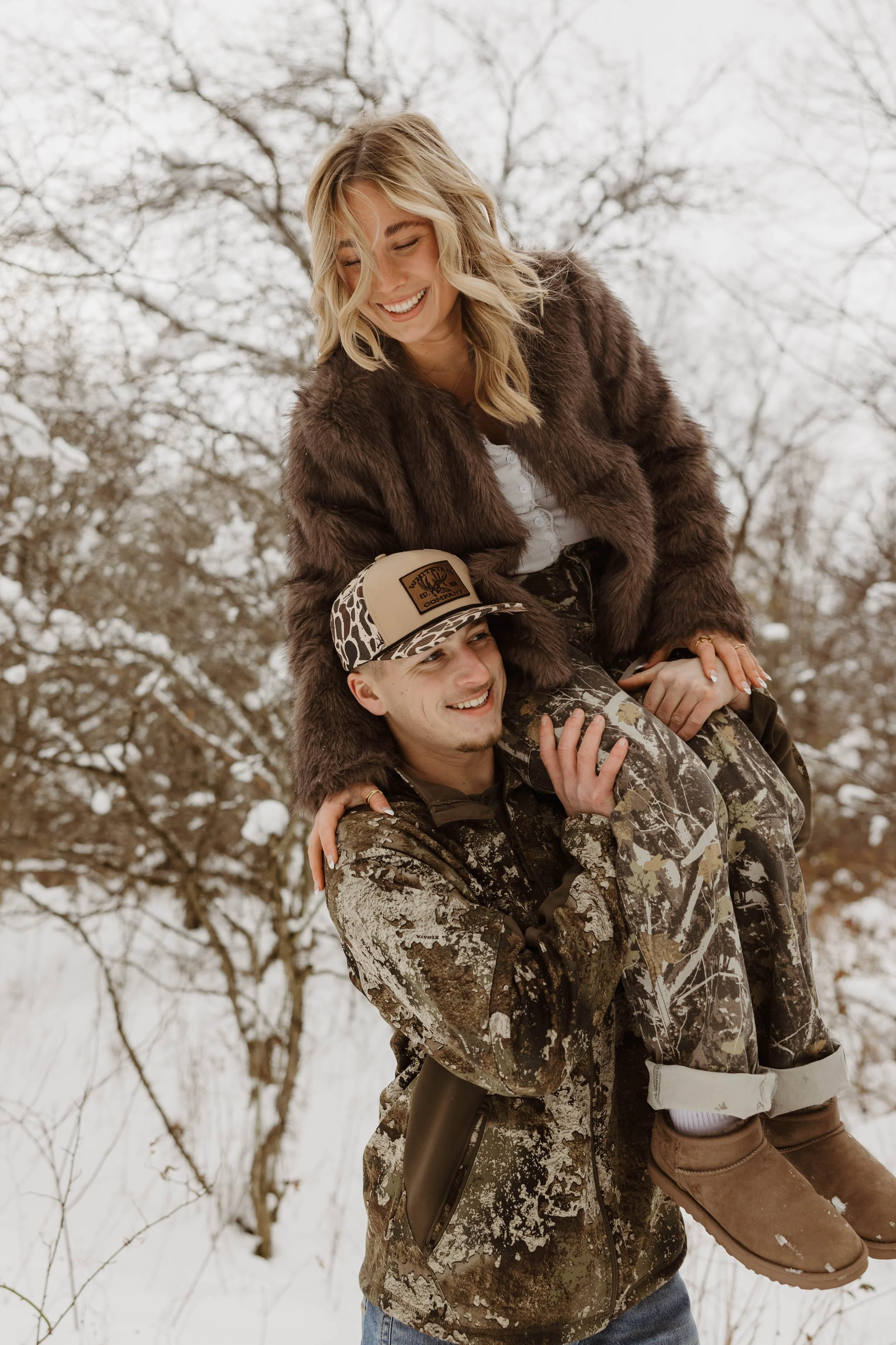 Engagement Photos in a Treestand