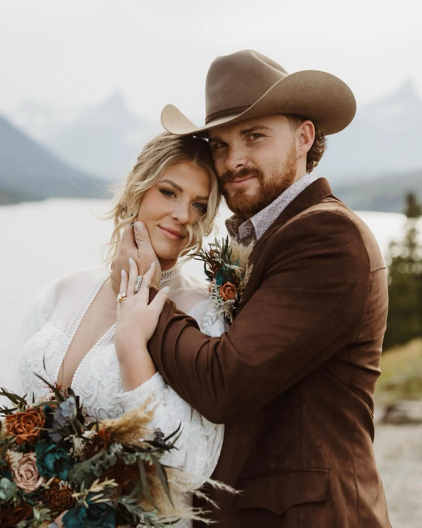 Julia + Matt had a ceremony you only see on blog posts and pintrest boards this year at Avalanche Amphitheater along Lake McDonald in Glacier National Park this summer. 

TRULY there is no bad weather in glacier, that overcast made the peaks along th