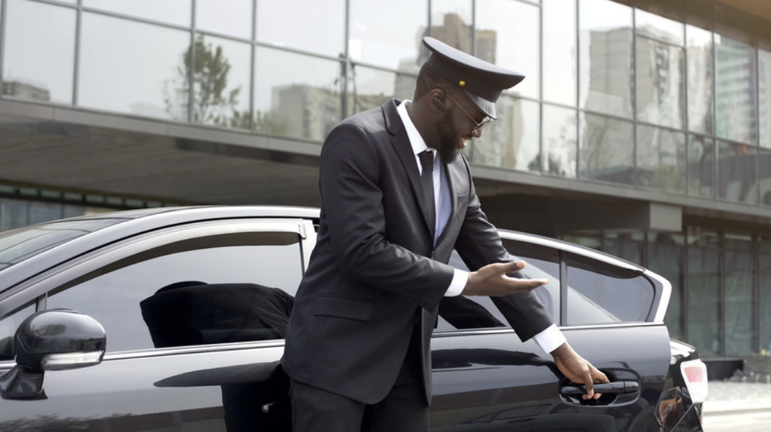 PorterGT for Personal Staff: When the Driver Is Part of the Team