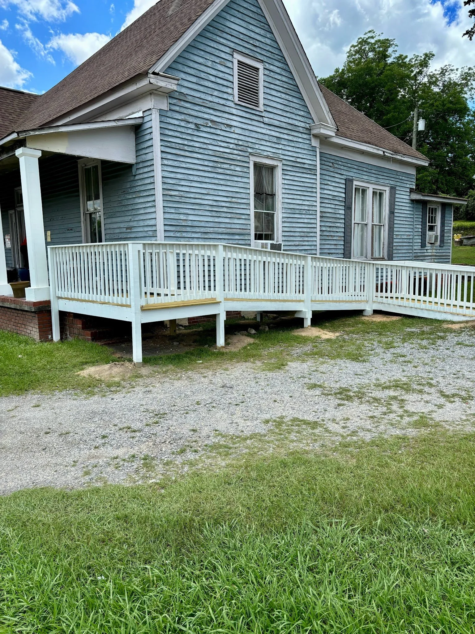 Painted wood wheelchair ramp options in Baldwin County Alabama
