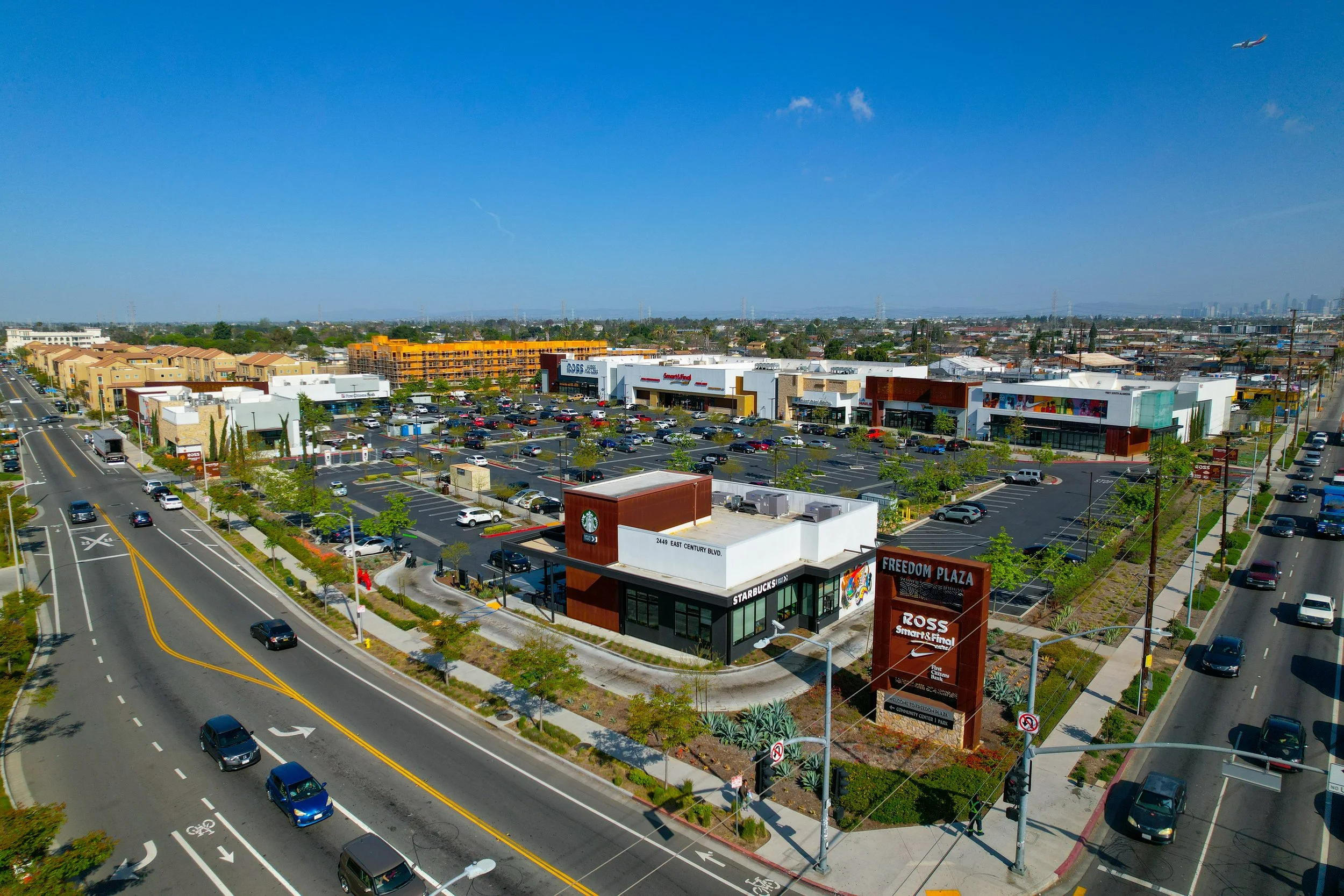Communal Spaces & Retail: Primestor