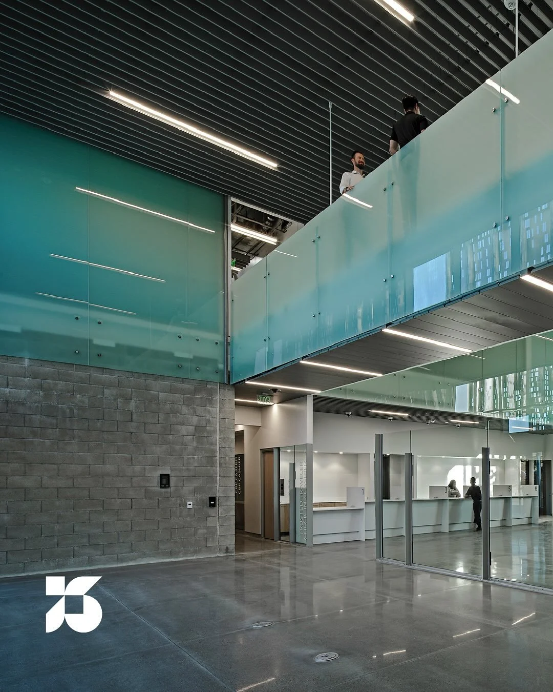 Federal infrastructure, reimagined.

The Otay Mesa Land Port of Entry in San Diego, CA, is one of the busiest commercial border crossings in the U.S. - a gateway of goods, culture, and connection between nations.

The modernization of the port improv