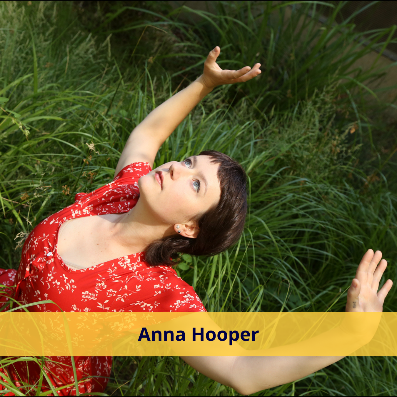 Anna Hooper.png