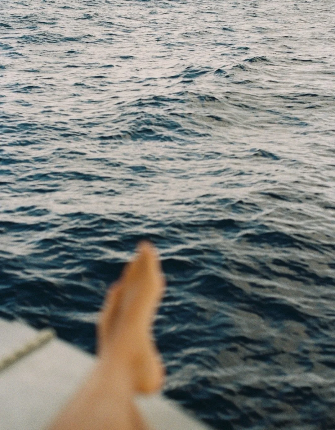 Boat series on film, because there are simply no better days.. Only 87 days til summer but who&rsquo;s counting 🙃☀️
.
.
.
.
#analogphotographer #analogphoto #35mmfilm #boatday #filmphotograph