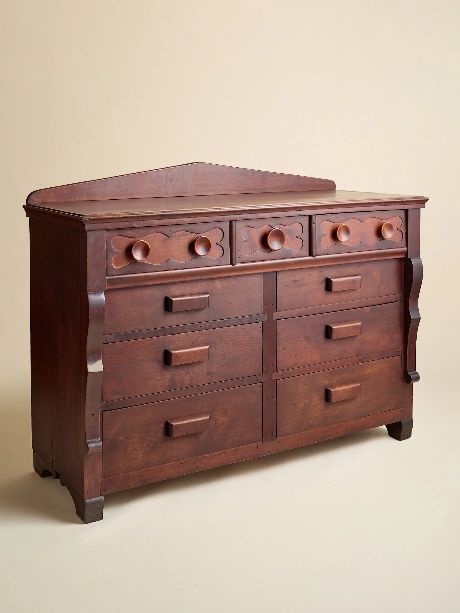 416_Arts&CraftsCherryChestofDrawers_03.jpg