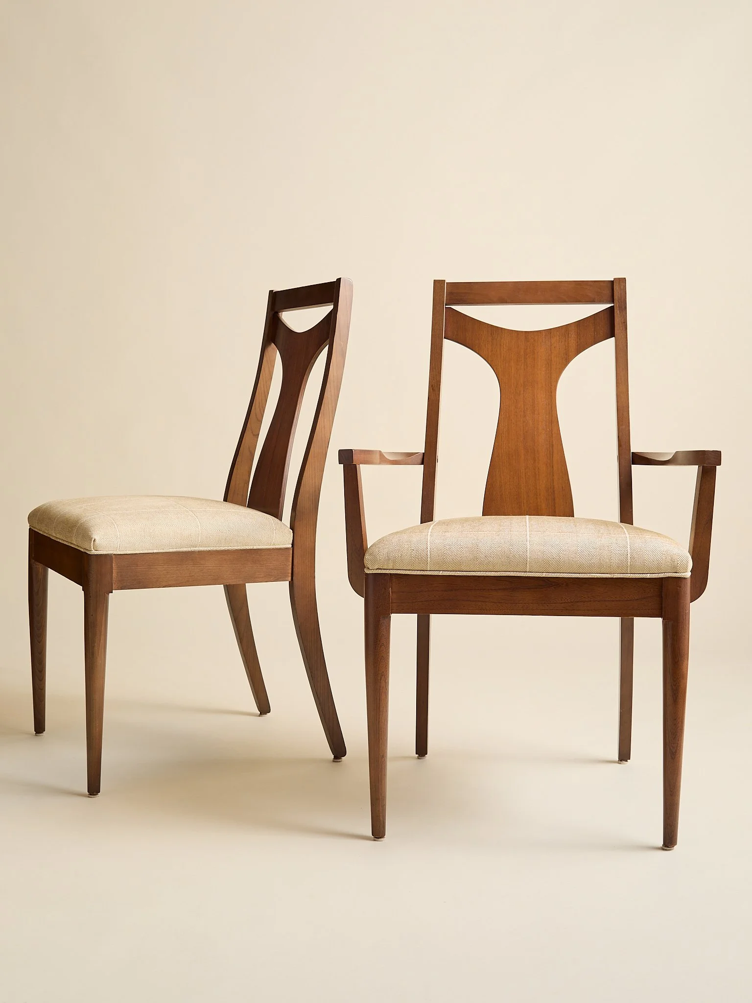 412_TheVintage1960sMCMWalnutDiningChairs_03.jpg