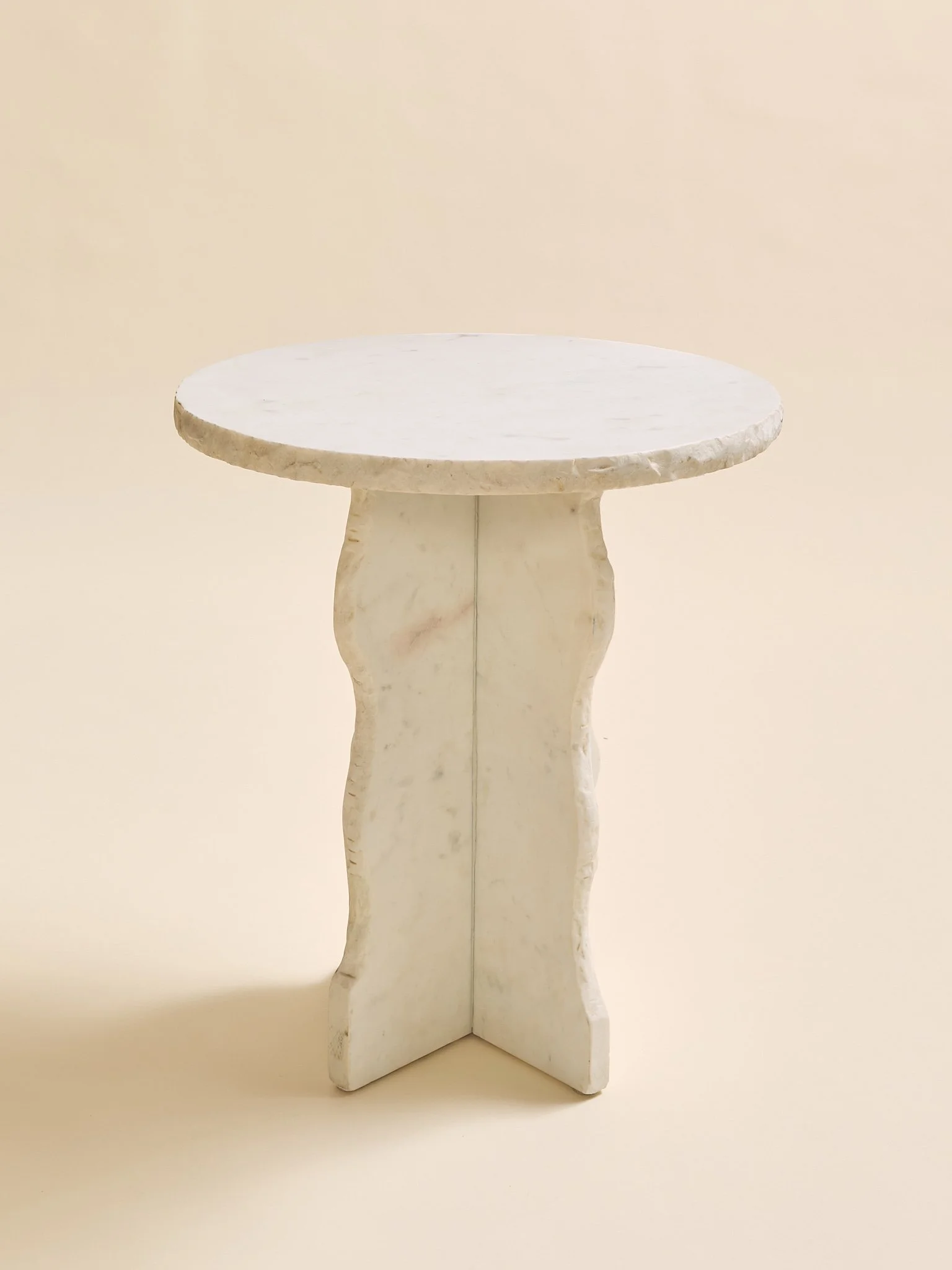 334_TheBrutalistStyleWhiteMarblePedestalSideTable_03.jpg