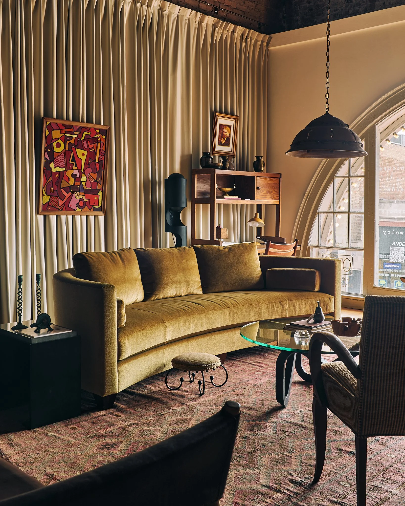 Shot_02_SofaVignette_001_Main 1.jpg