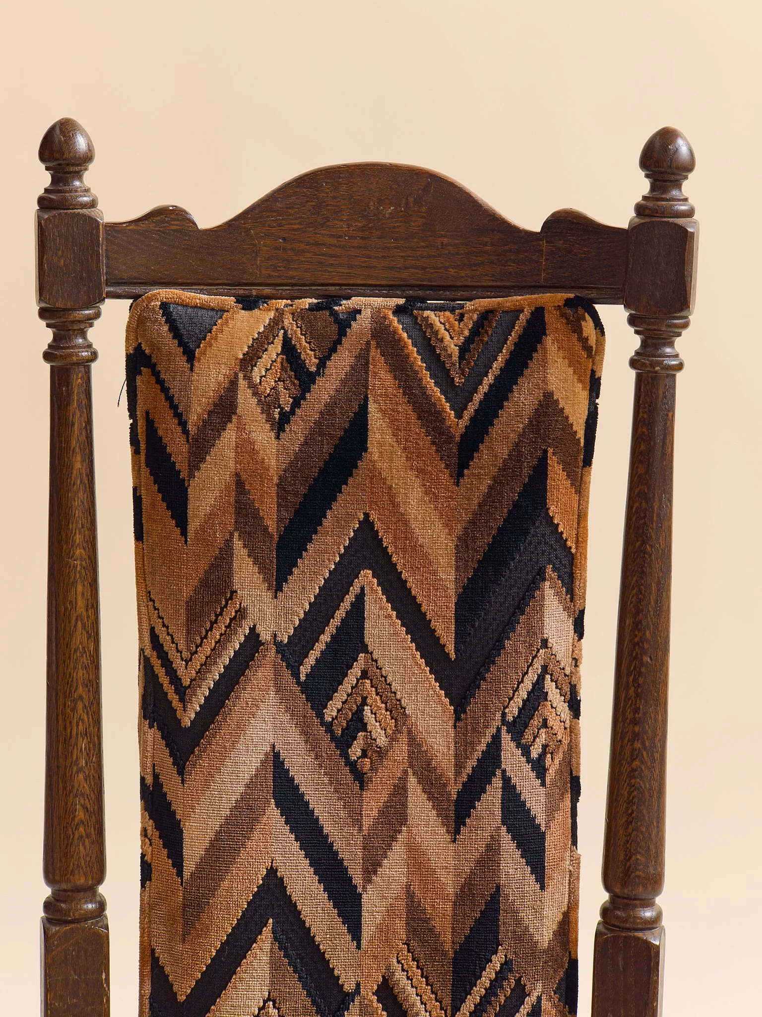 198_TheVintageNeoRenaissanceZigzagUpholsteredSideChair_007.jpg
