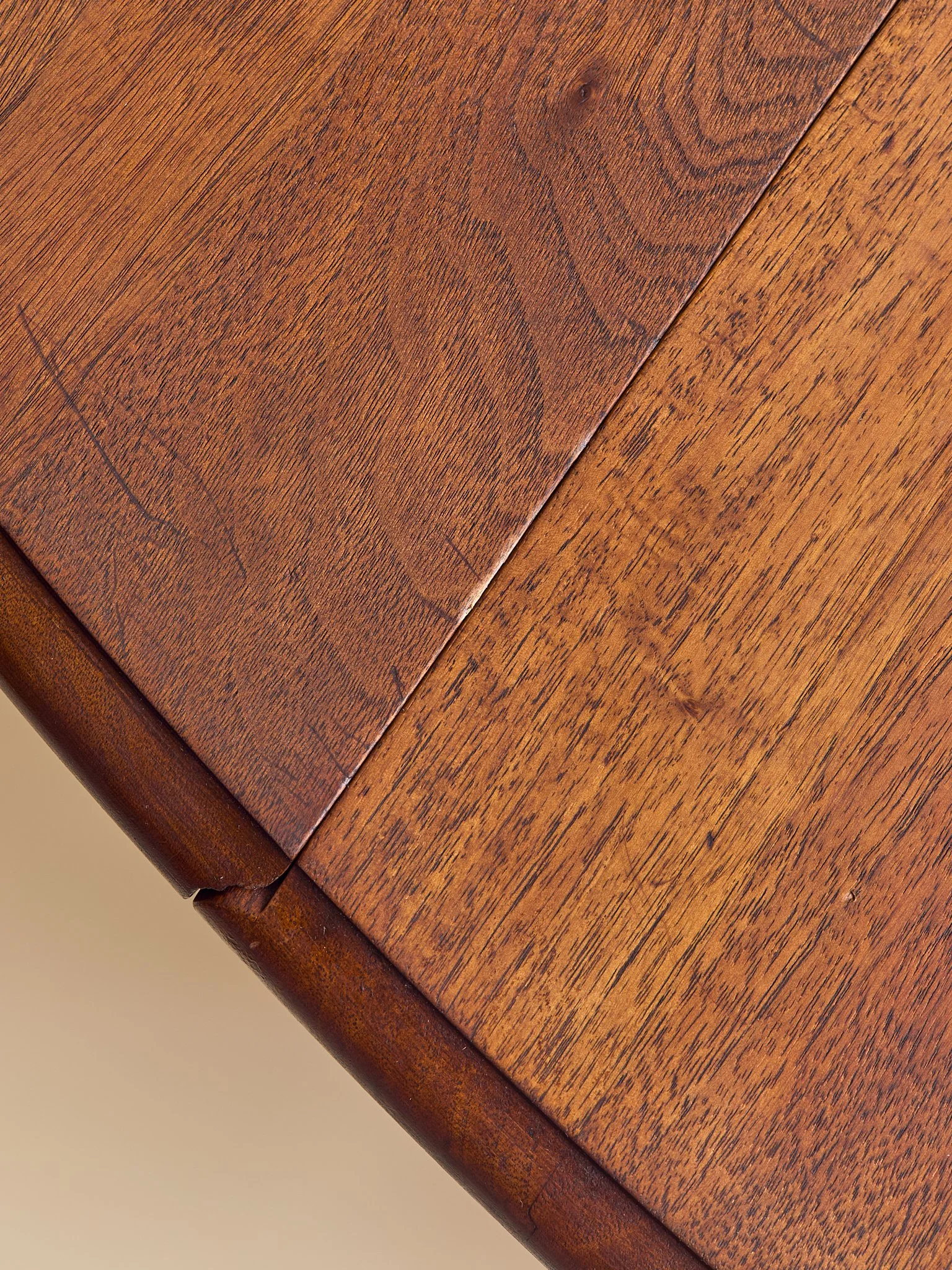 207_TheVintageCarvedGateLegTable _008.jpg