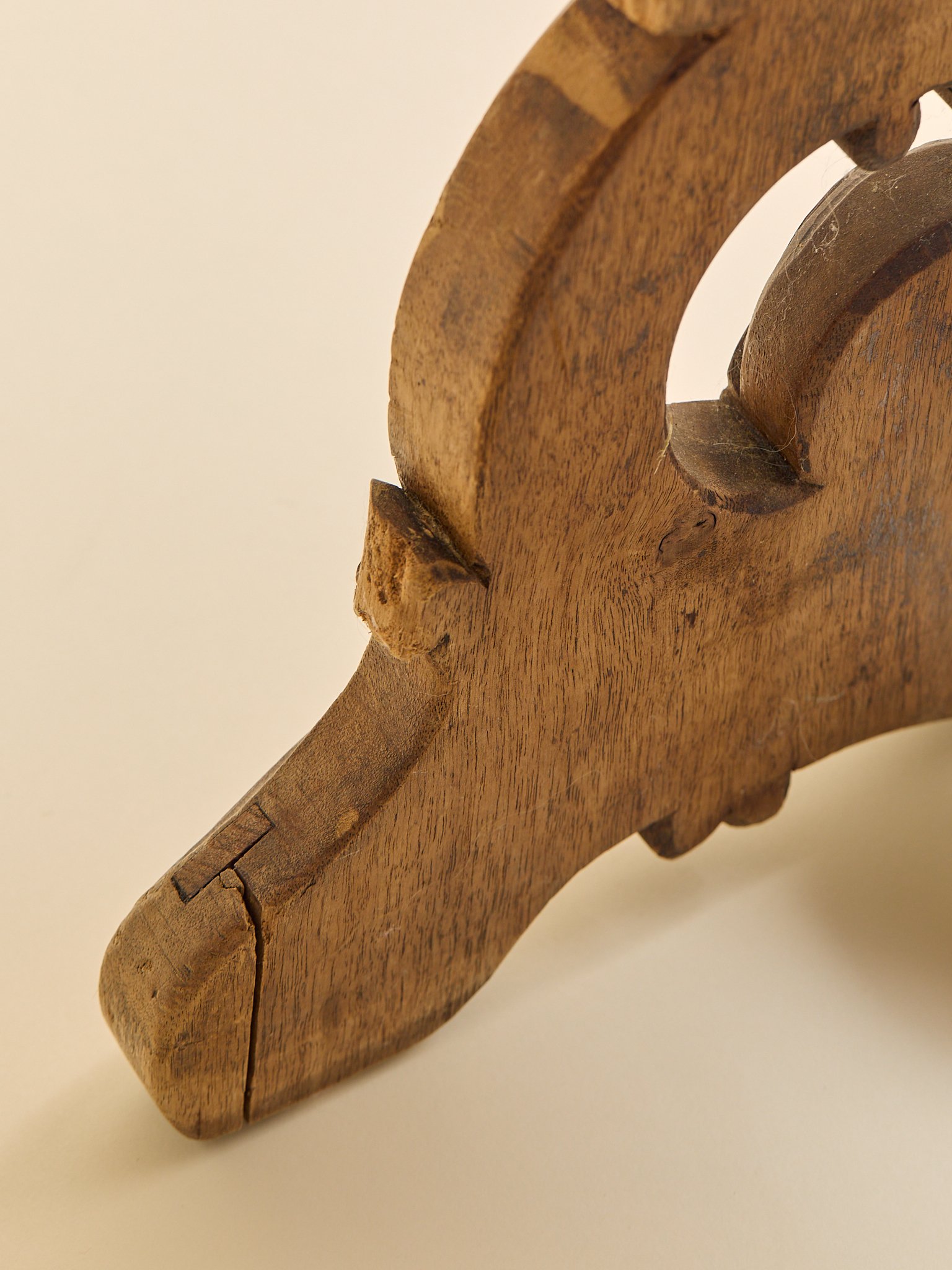 357_TheAntiqueOrnateHandCarvedWoodAndMarbleSideTable_13.jpg