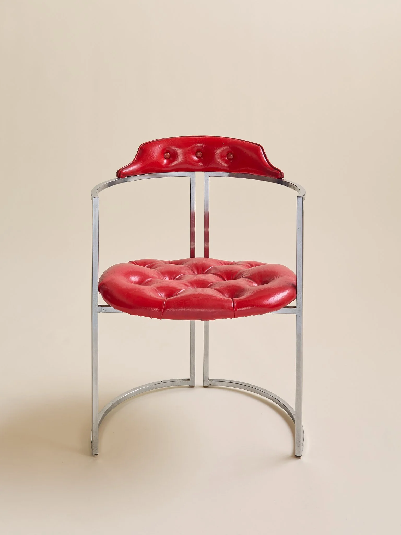 276_TheVintageRedVinylTuftedSideChair_001.jpg