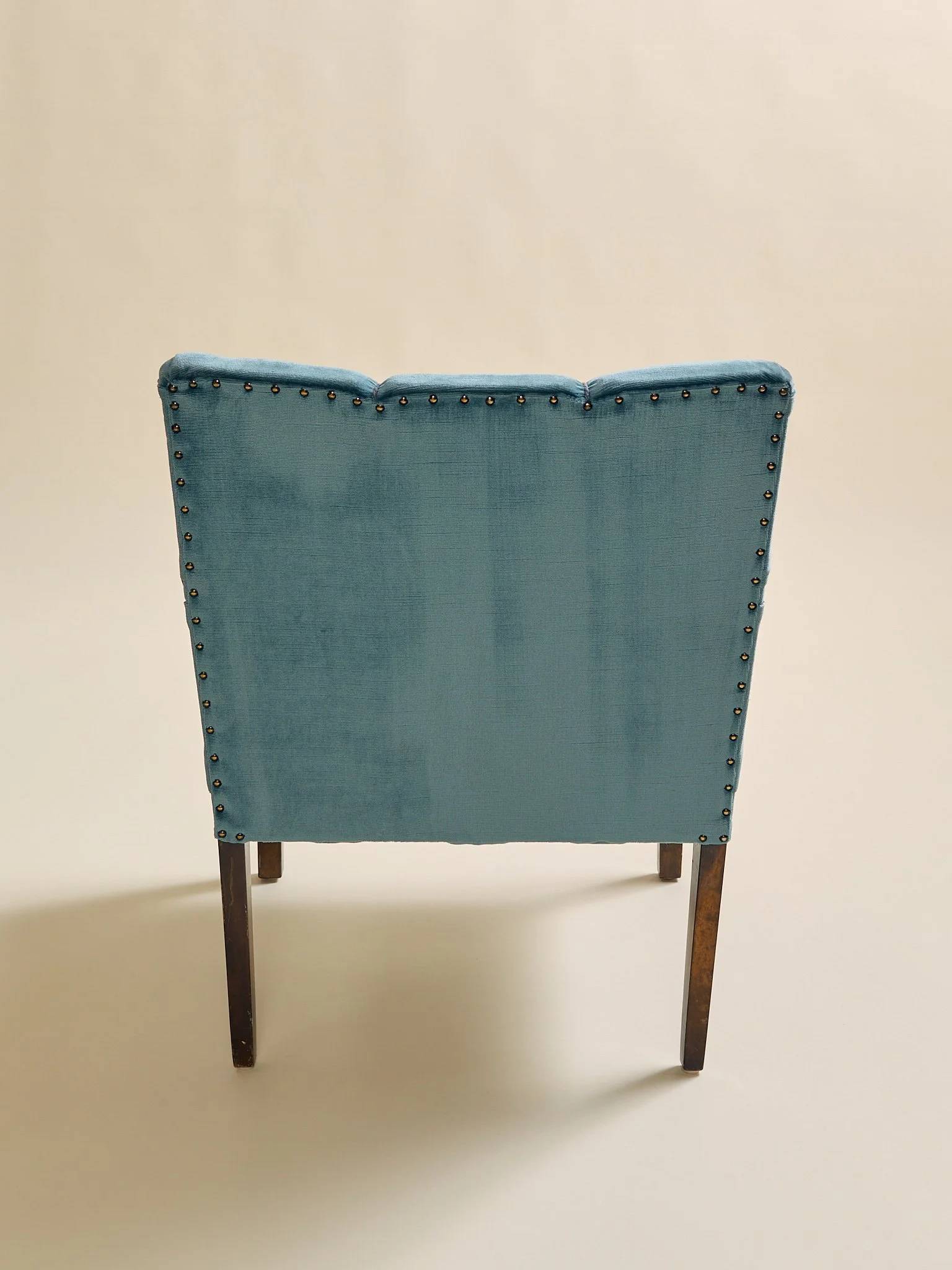 311_TheVintagePairofFritzHansenStyleDanishLoungeChairsc1960s_05.jpg