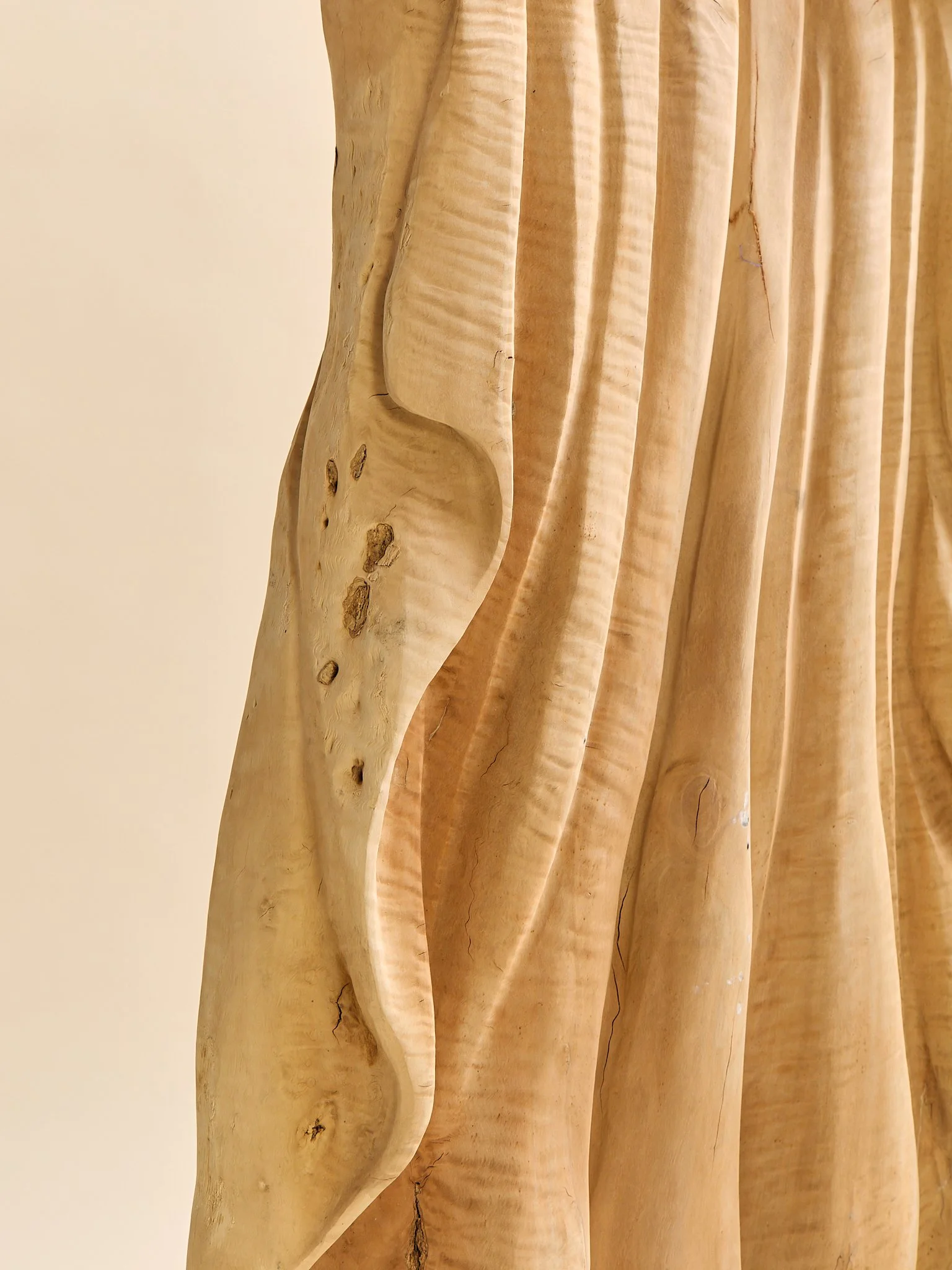 344_TheVintageCarvedTeakDraperySculpture_08.jpg