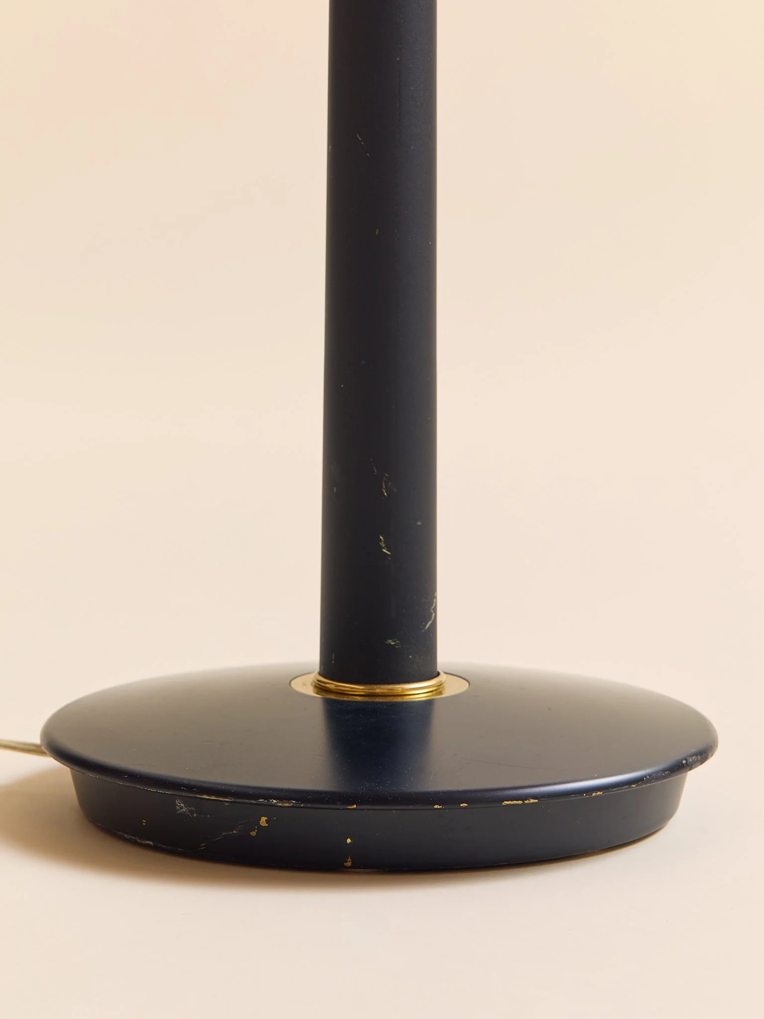 205_TheVintageMCMBrass&BlackFloorLamp_009.jpg