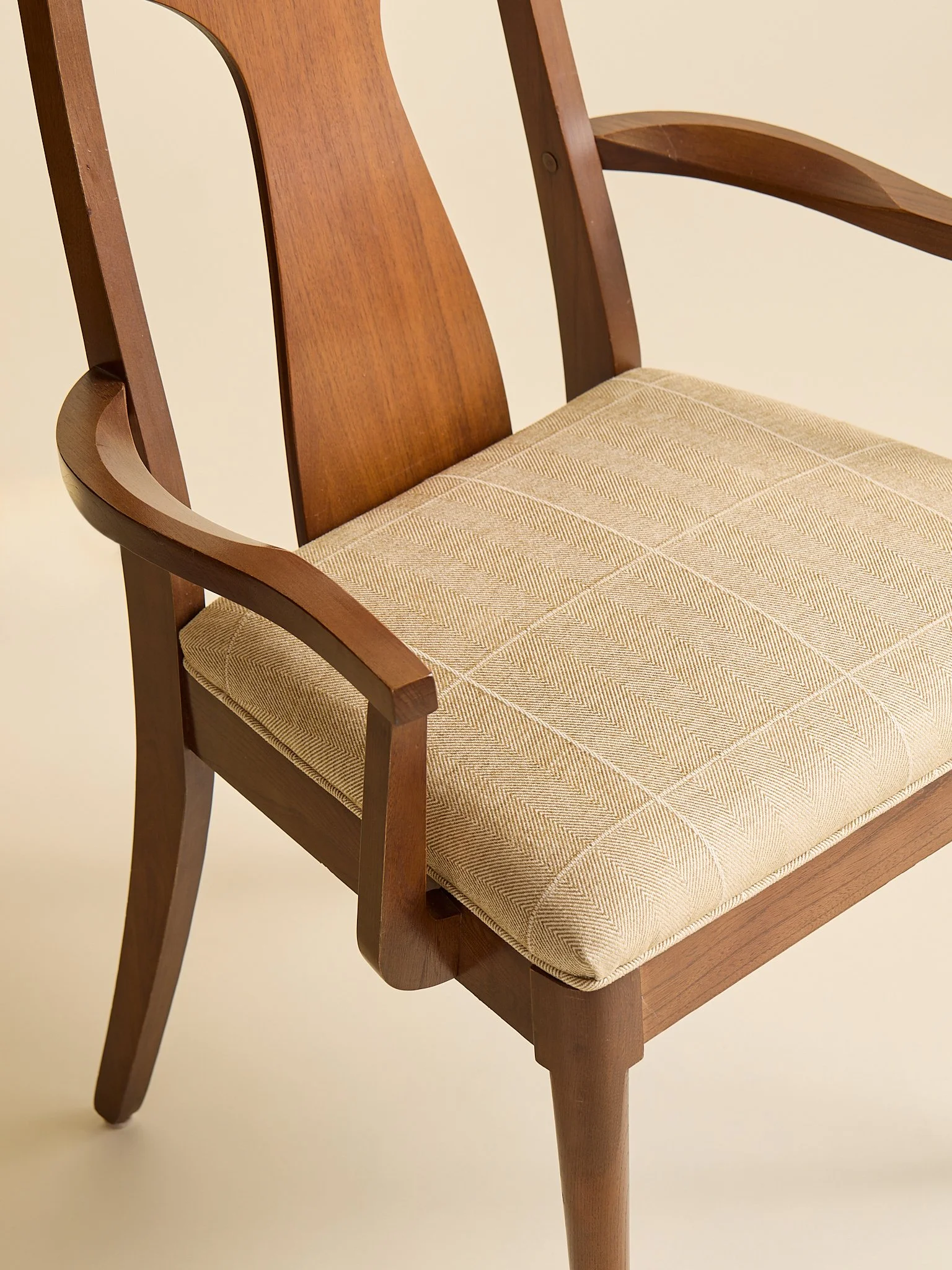 412_TheVintage1960sMCMWalnutDiningChairs_18.jpg