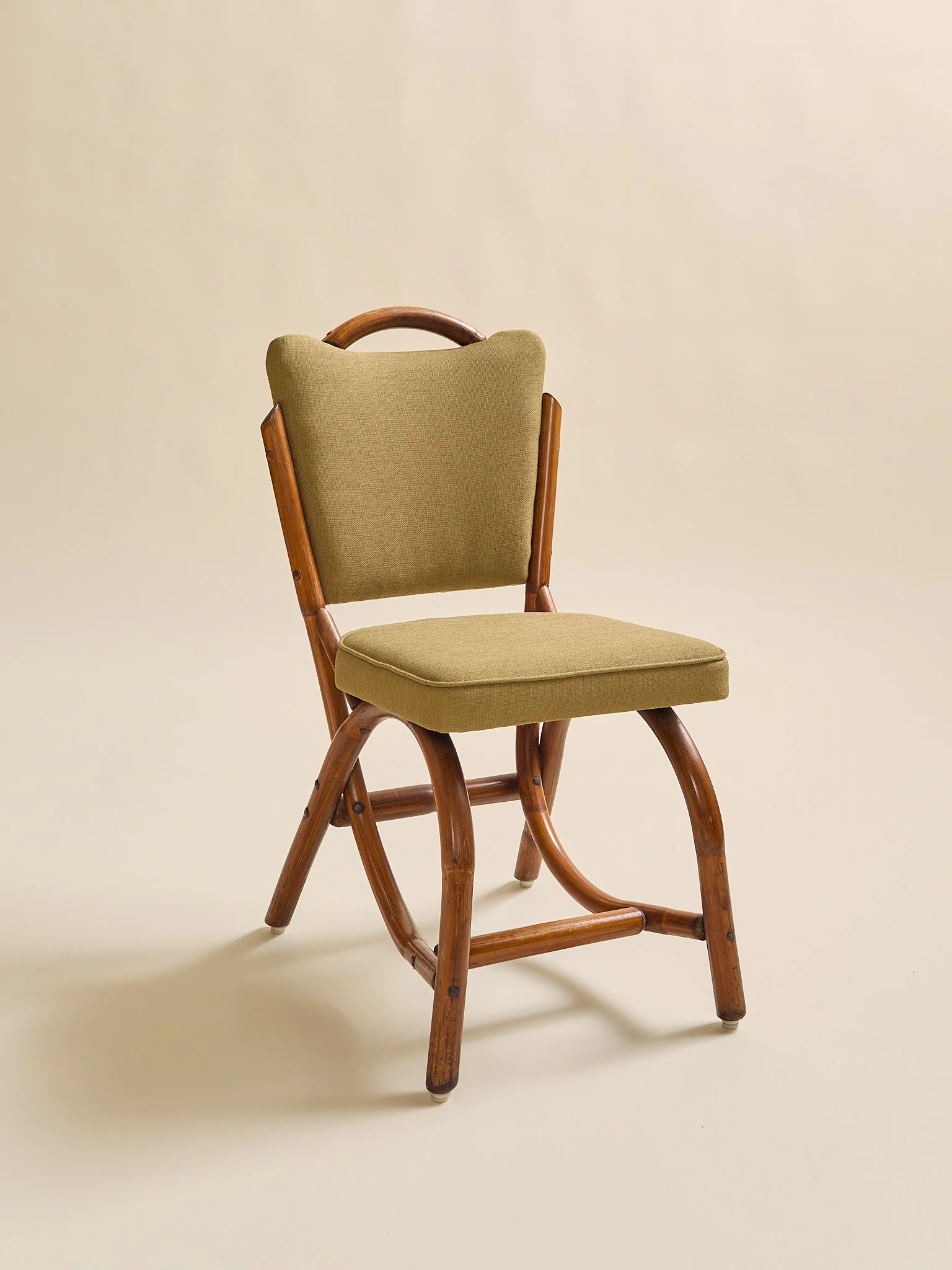 307_TheVintageCurvedBambooAccentChairs_03.jpg