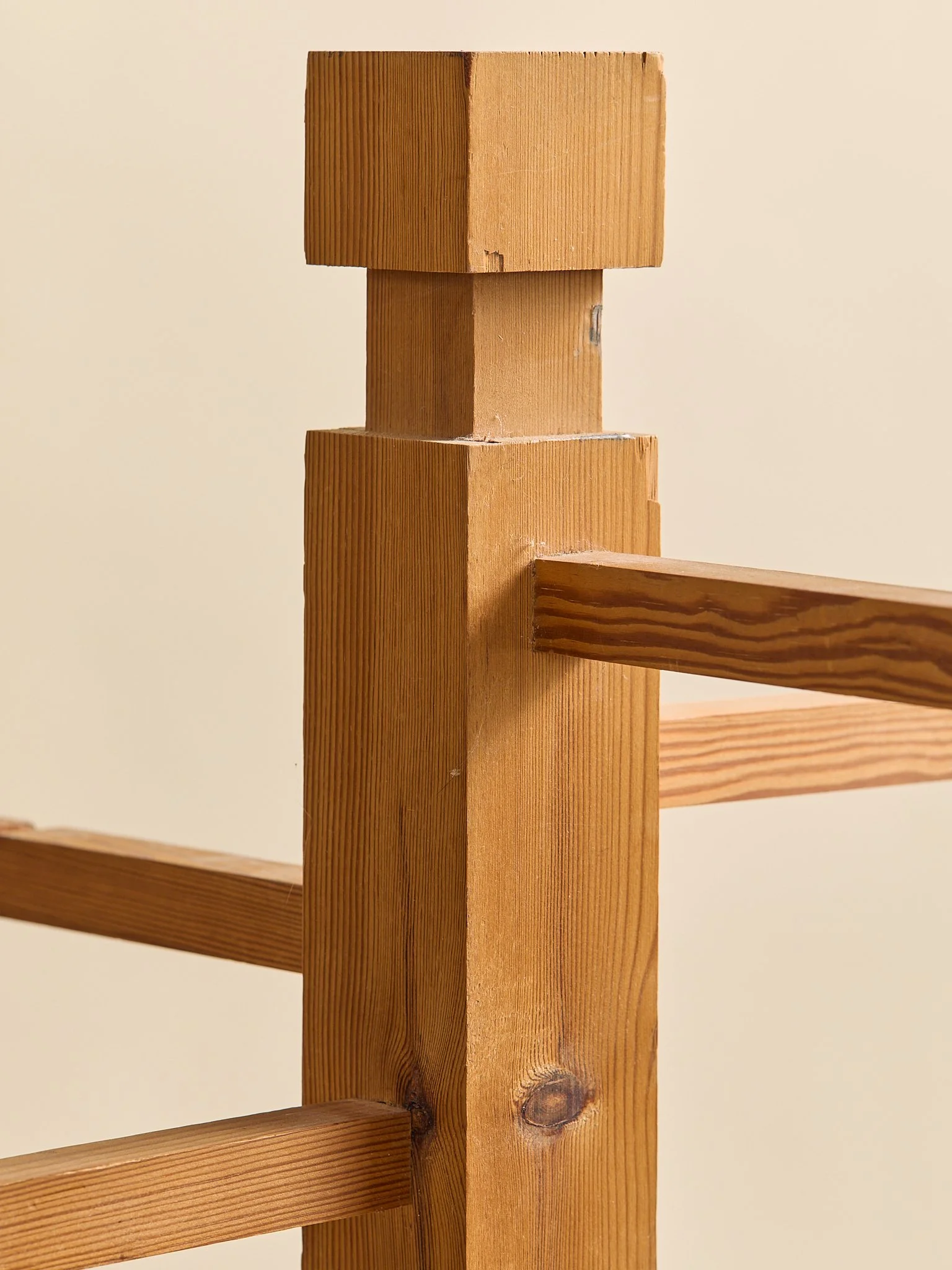 314_TheVintageSwedishPineCoatRack1970s_07.jpg