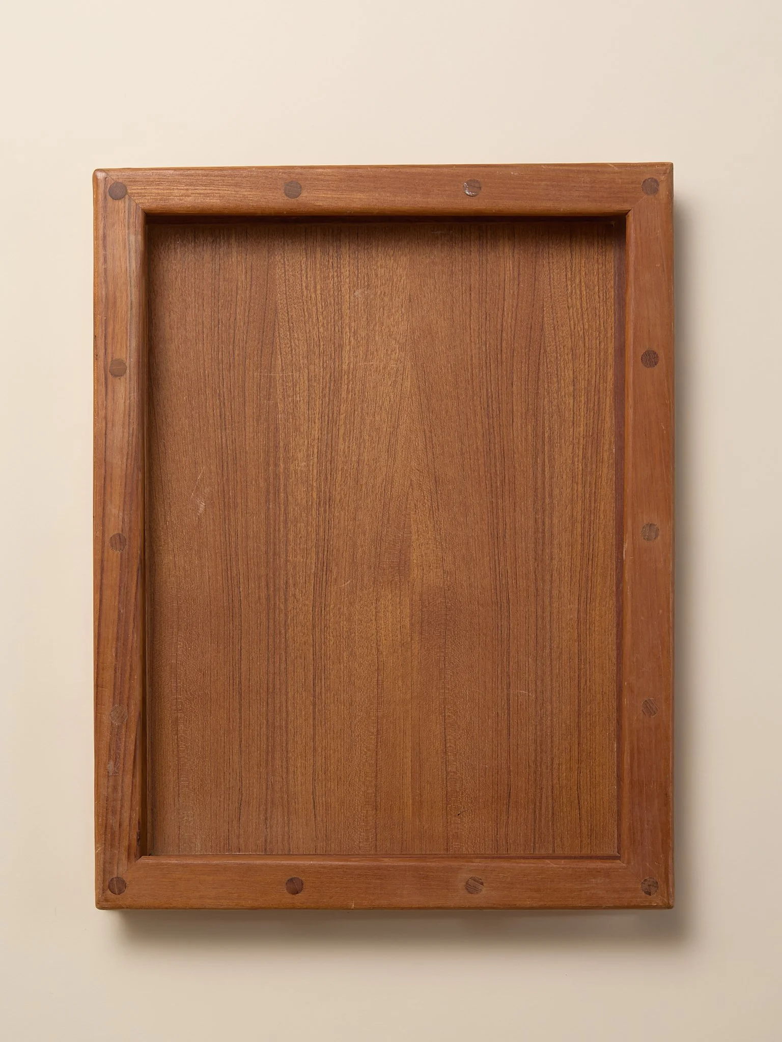 Shot_86_TheVintageTeakDanishWoodenTraybyDansk_003.jpg