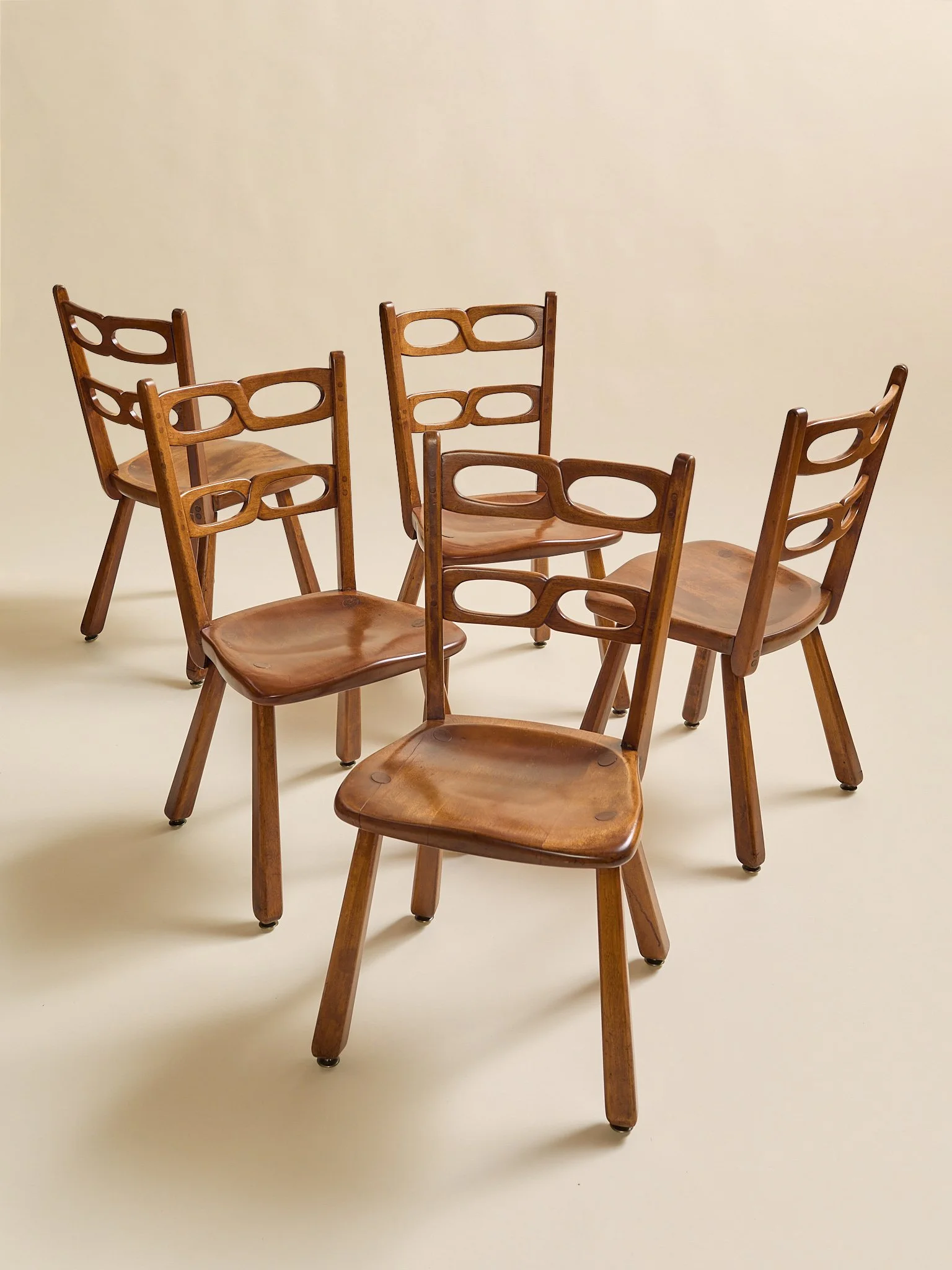 309_TheVintageTwistBackWoodenDiningChairs_02.jpg