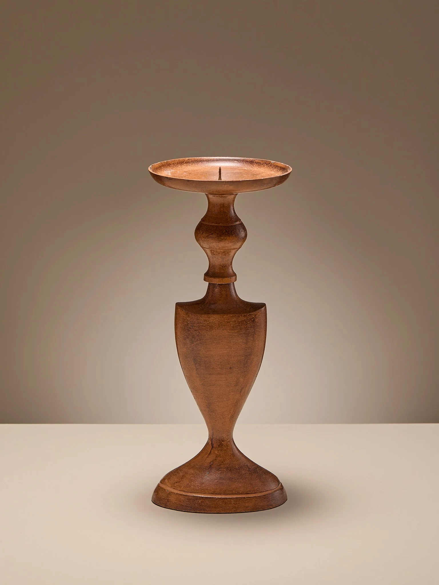 337_TheVintageMetalUrnCandlestick_002.jpg