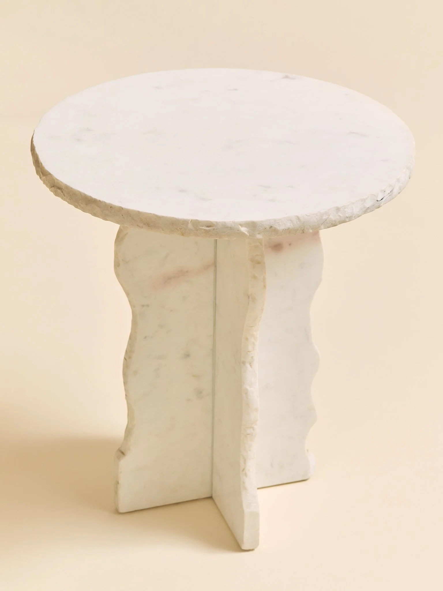 334_TheBrutalistStyleWhiteMarblePedestalSideTable_05.jpg