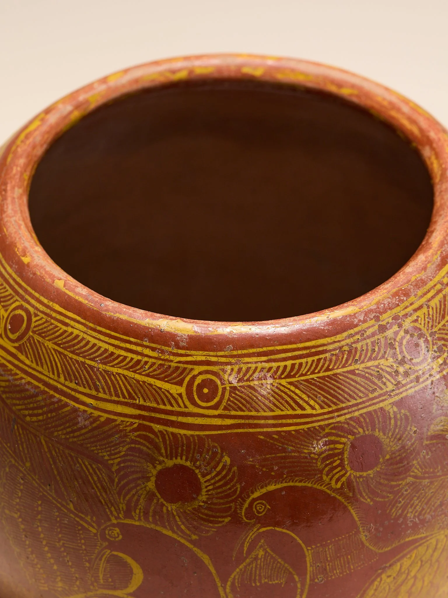 189_TheVintageSouthwesternRust&YellowCarvedVessel_004.jpg