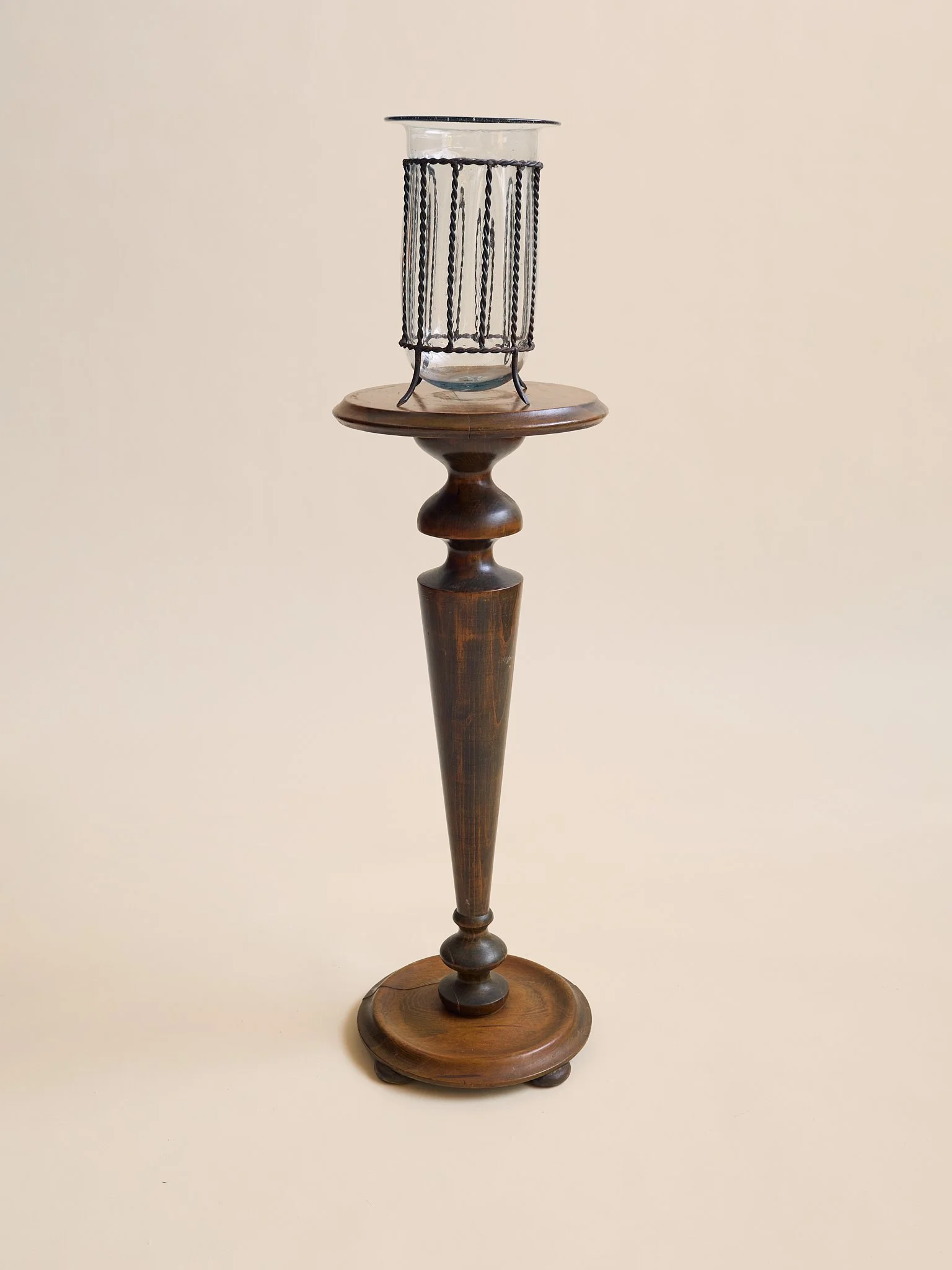 15_TheVintageTallShapedWoodPedestal _002.jpg