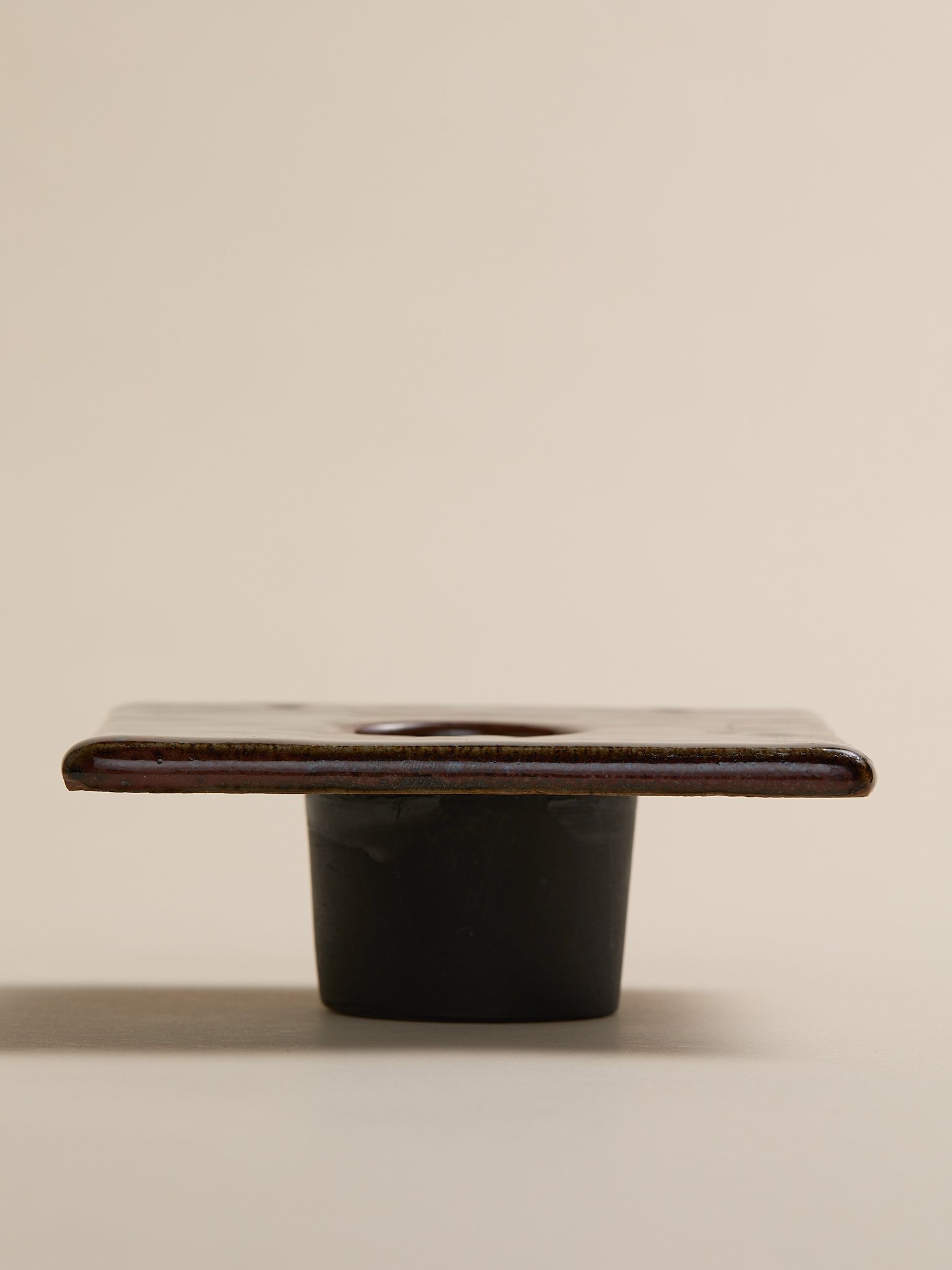 Shot_74_TheVintageJapaneseCeramicFlowerHolder_004.jpg