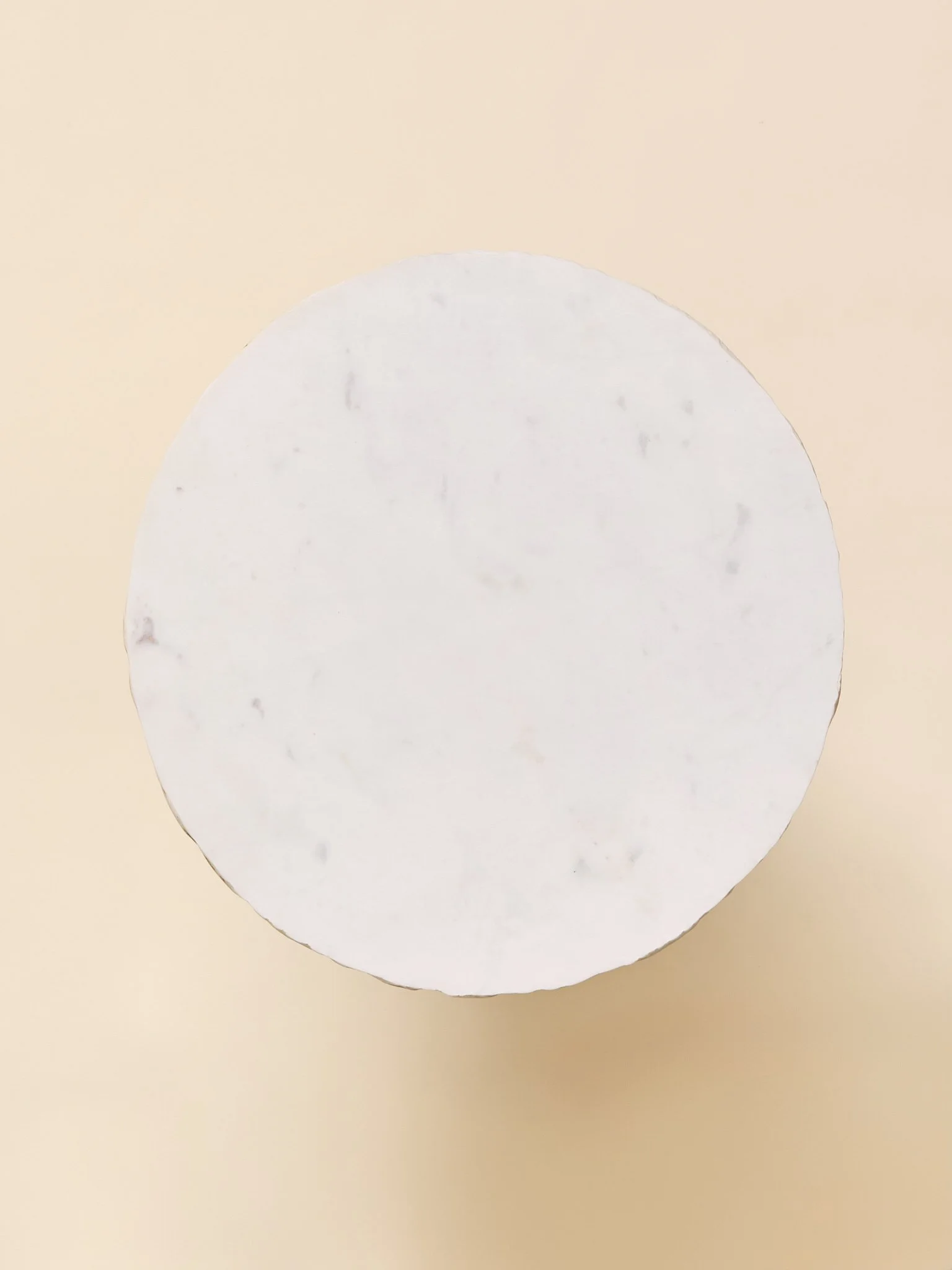 334_TheBrutalistStyleWhiteMarblePedestalSideTable_04.jpg
