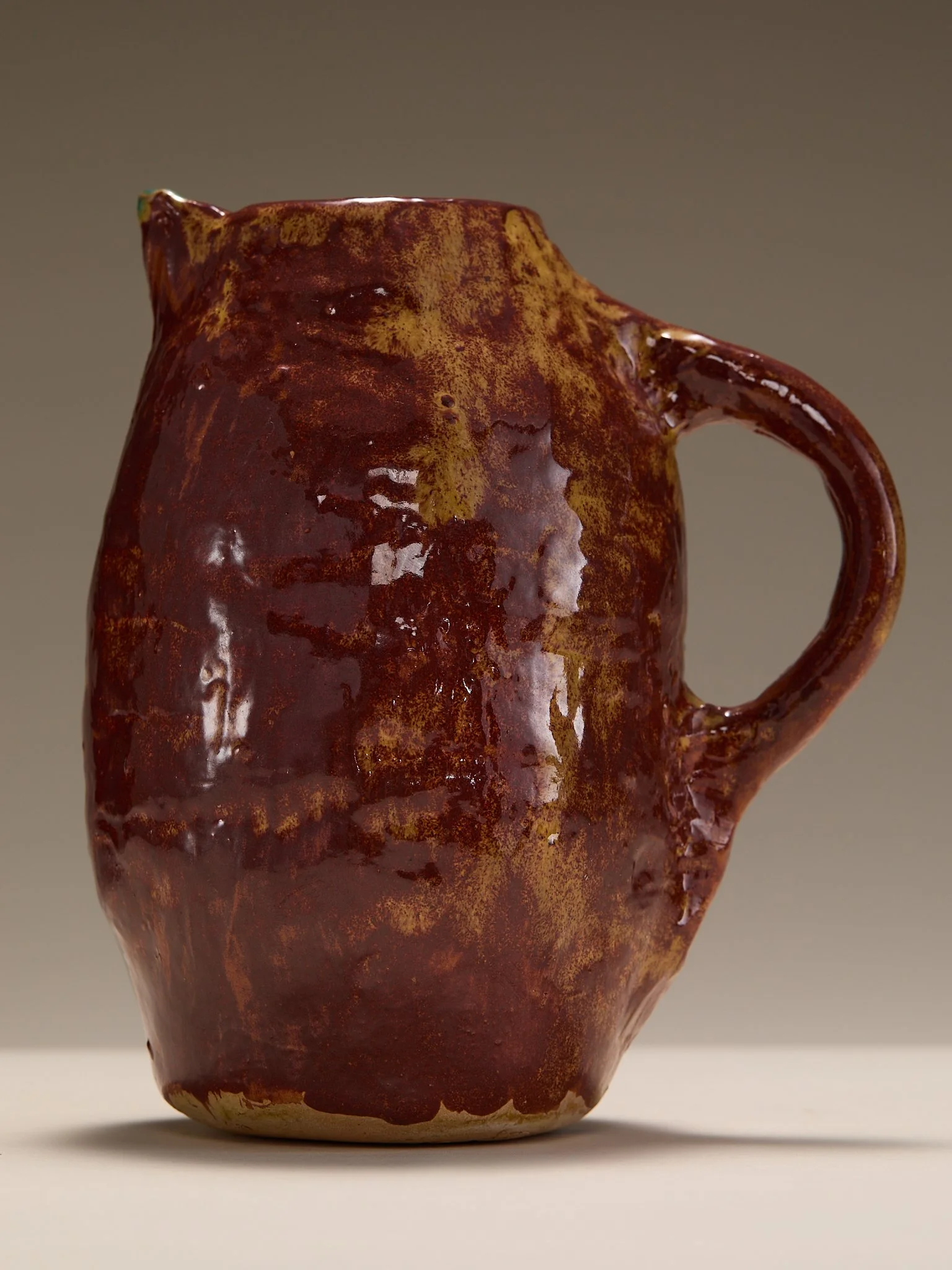 168_TheVintageRedSpeckledPitcher_004.jpg