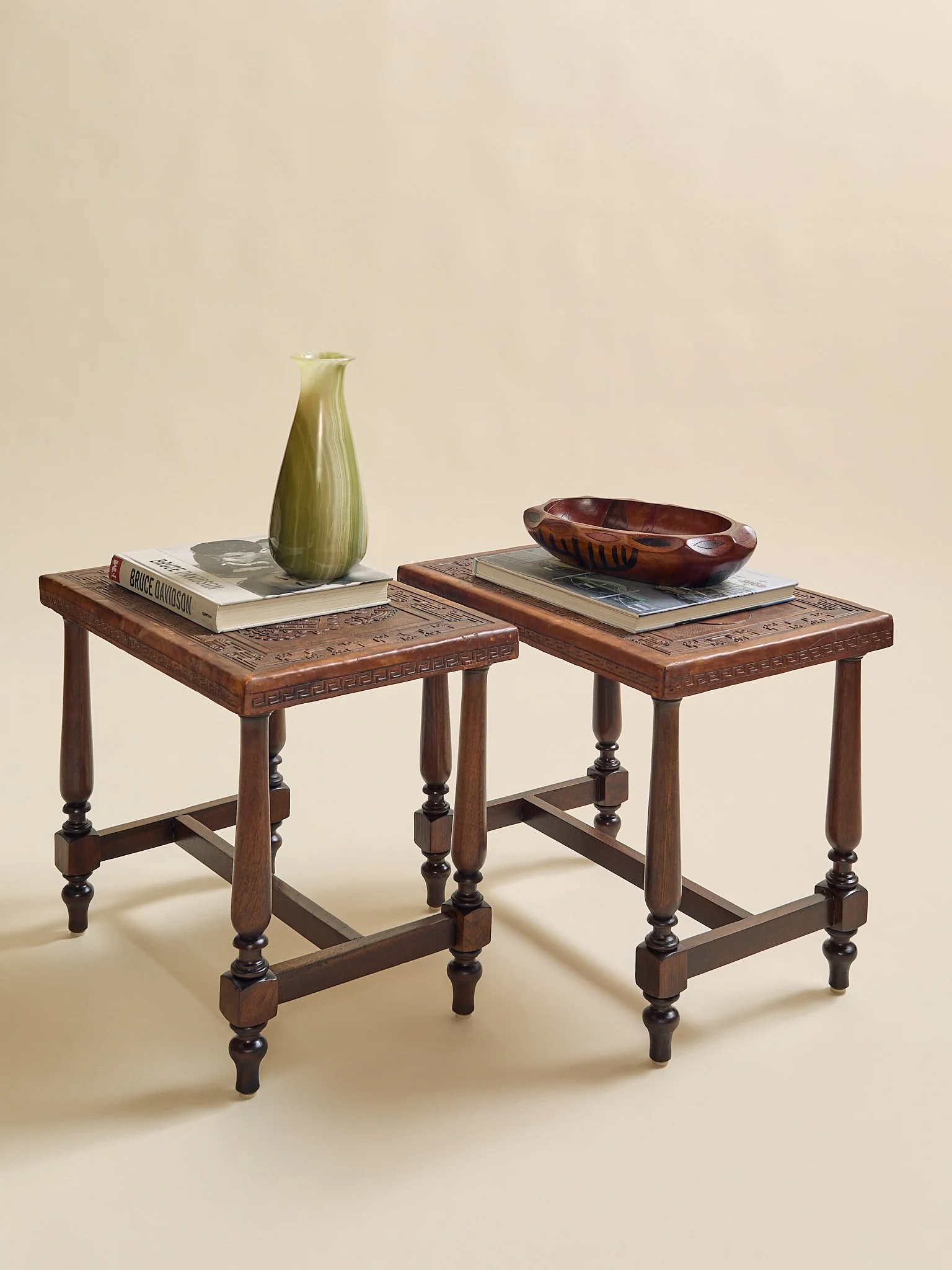 316_TheVintagePeruvianCarvedLeatherSideTableSet_02.jpg