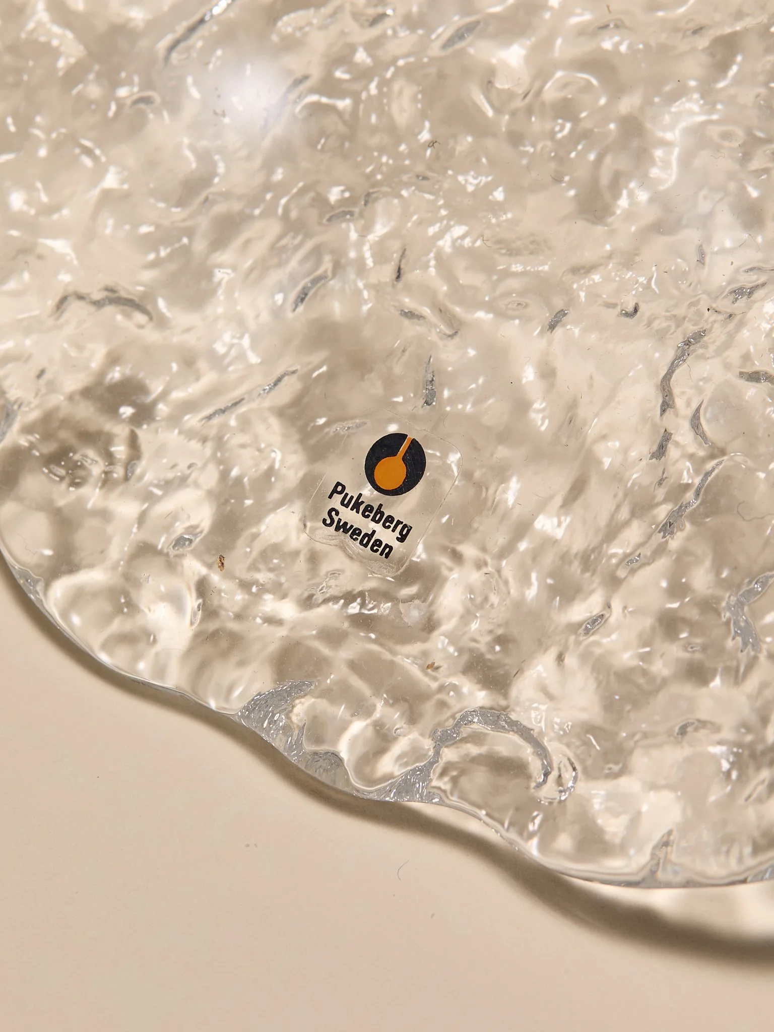 316_TheSwedishArtGlassCandleHoldercirca1970s_005.jpg