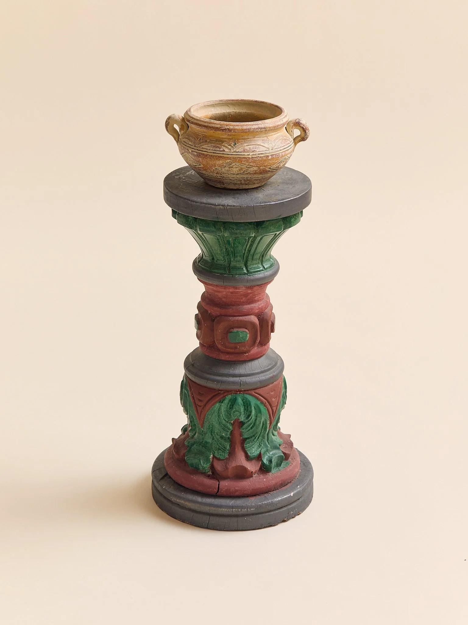254_TheHandPaintedRedandGreenSolidOakPedestal_002.jpg