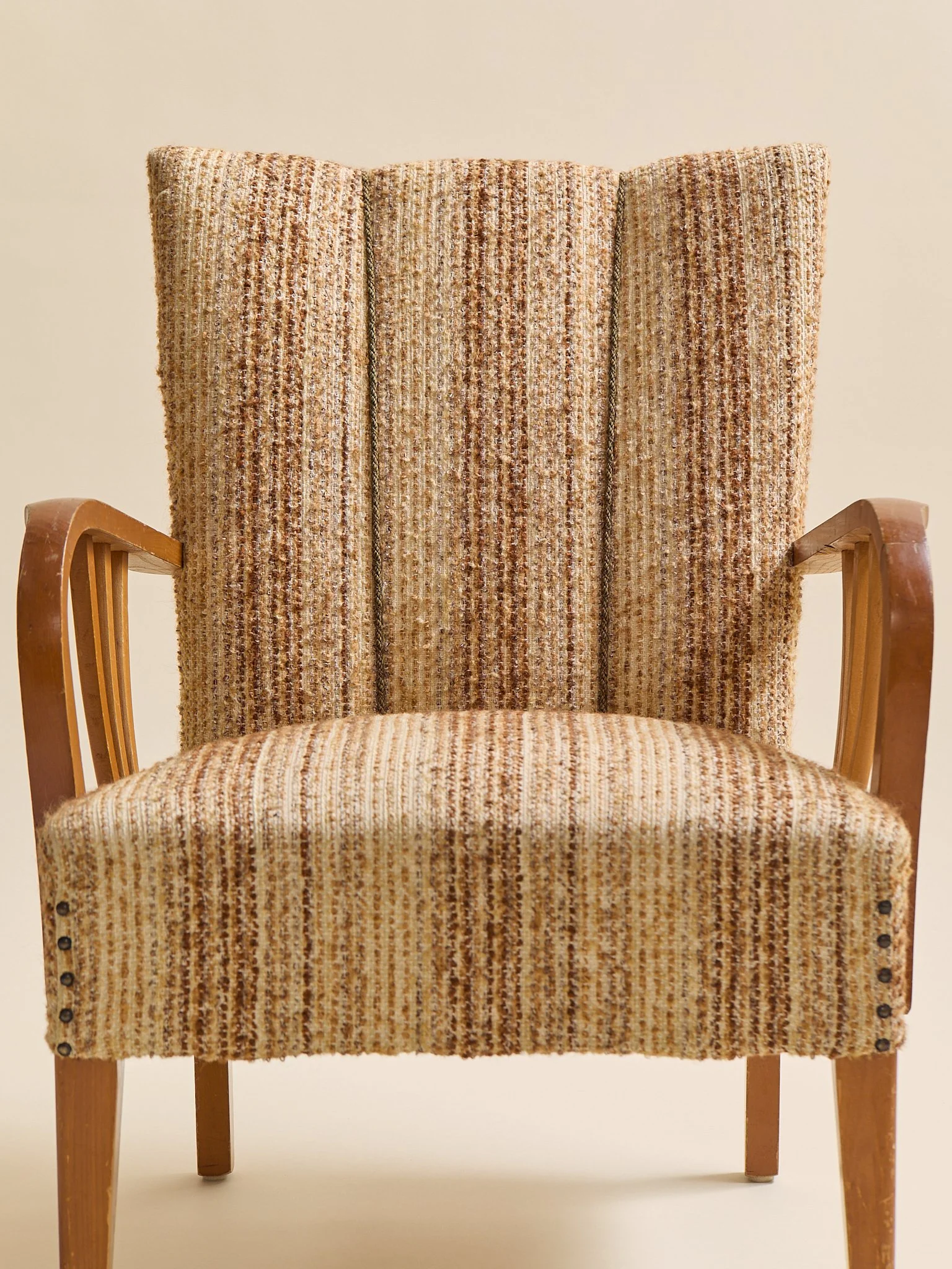 287_The Vintage1940sPairofSwedishBoucleLoungeChairs_09.jpg
