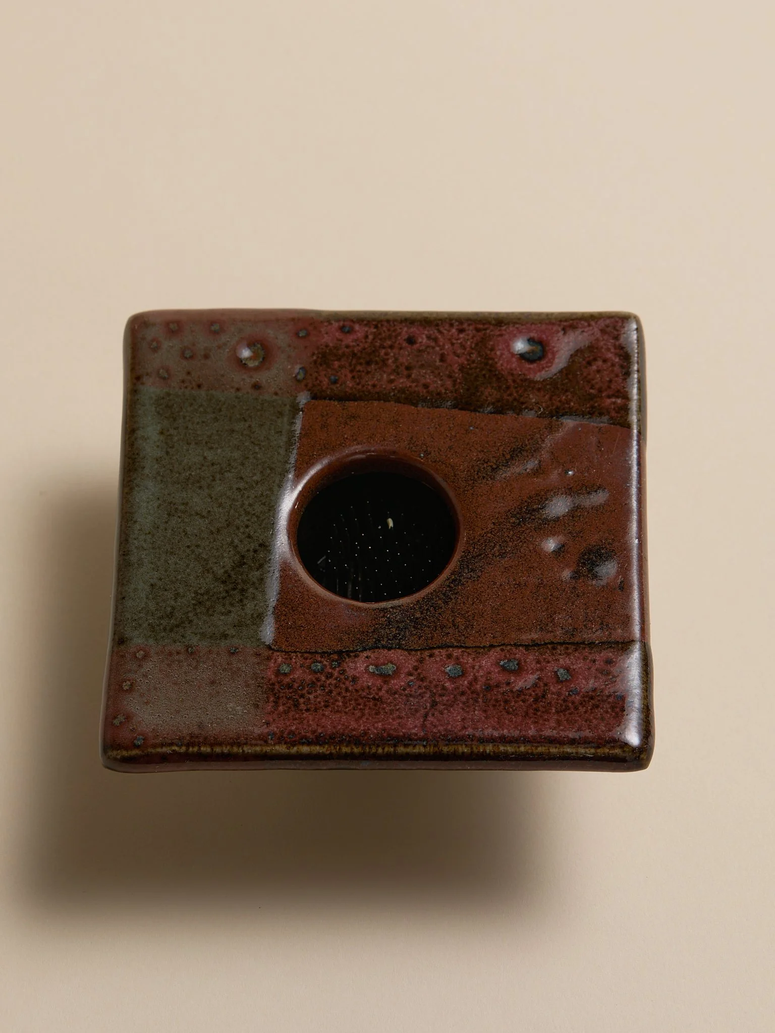 Shot_74_TheVintageJapaneseCeramicFlowerHolder_002.jpg