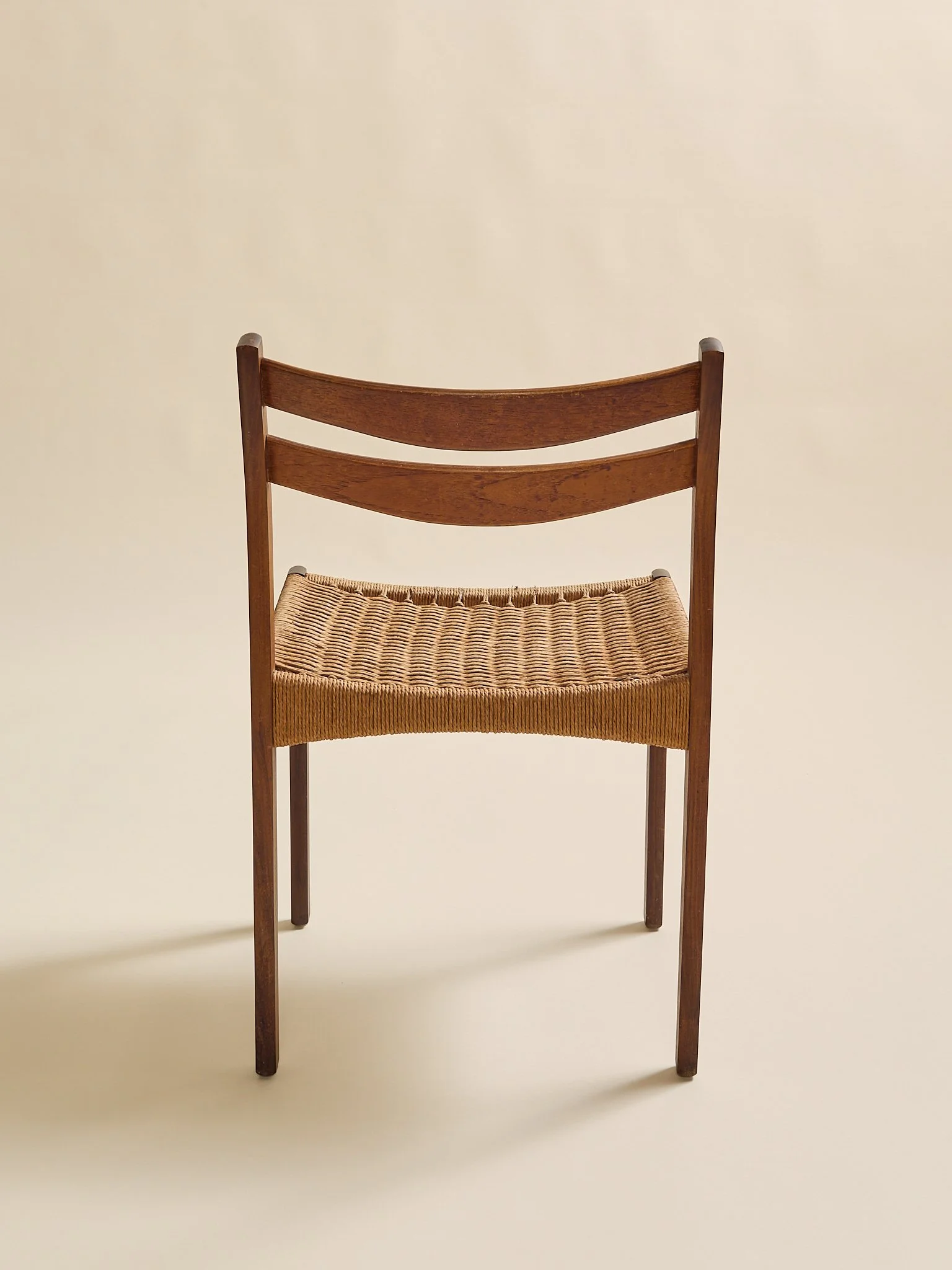 306_TheVintageDanishMCMAccentChair_04.jpg