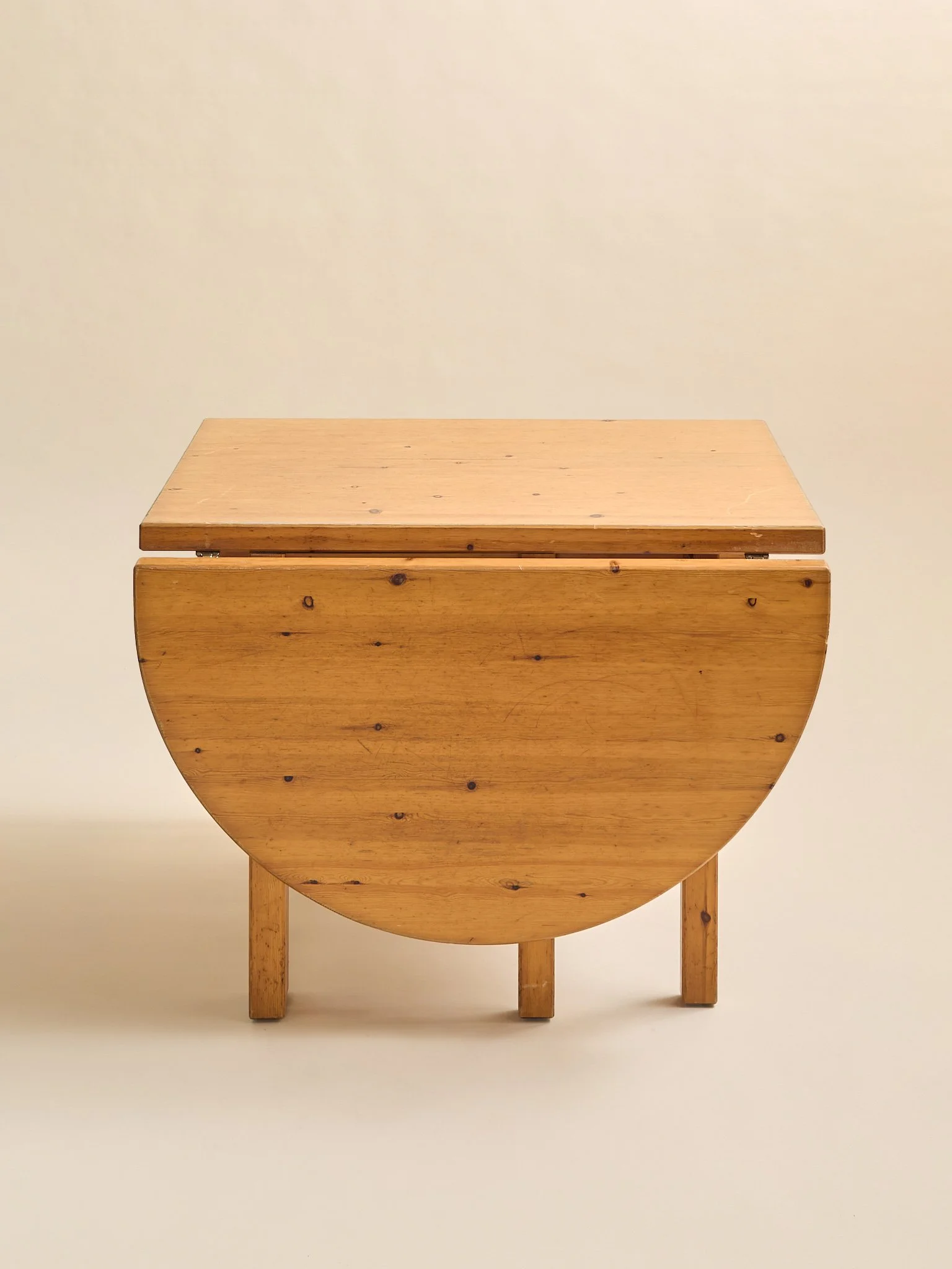 389_TheVintageScandinavianPineDropLeafDiningTable1970S_06.jpg