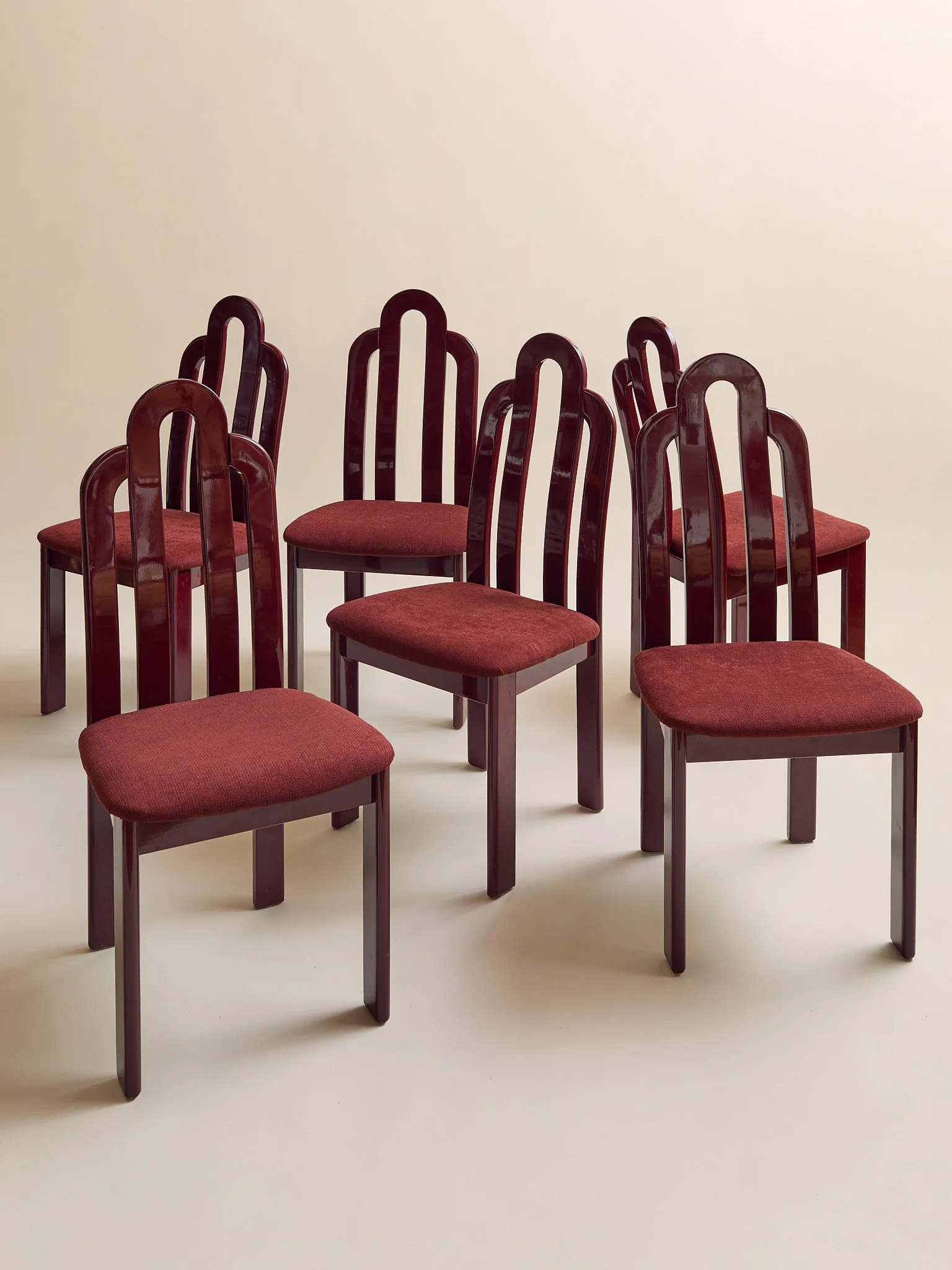 262_RedLaquerPostModernItlalienDiningChairs_002.jpg