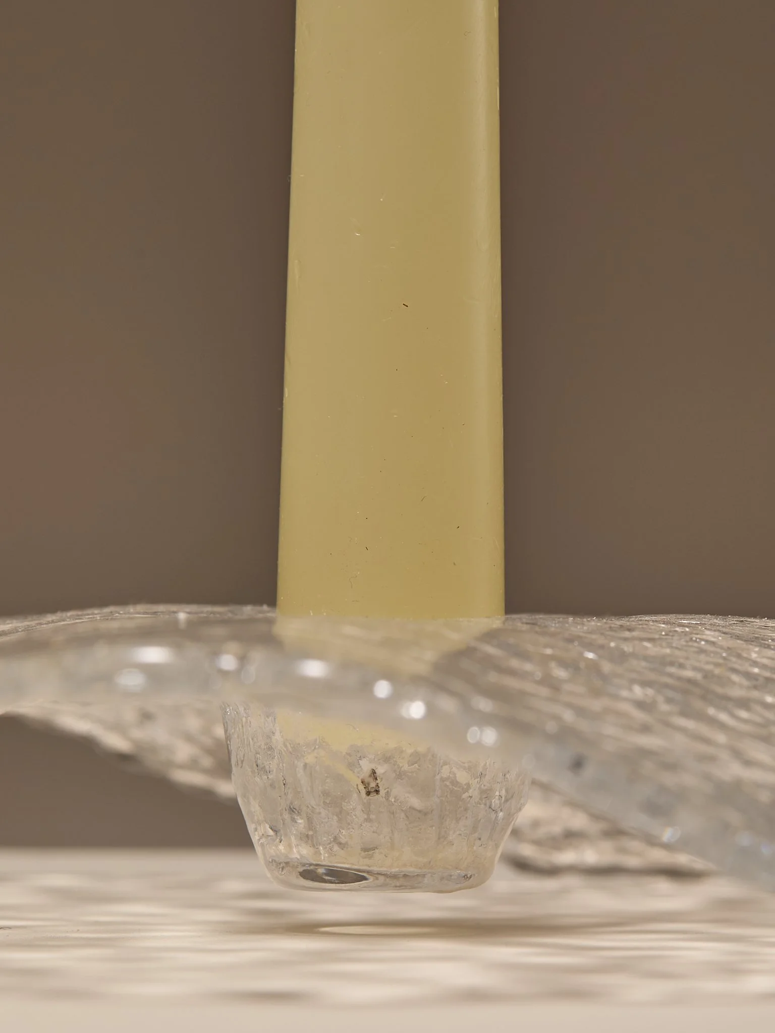 316_TheSwedishArtGlassCandleHoldercirca1970s_004.jpg