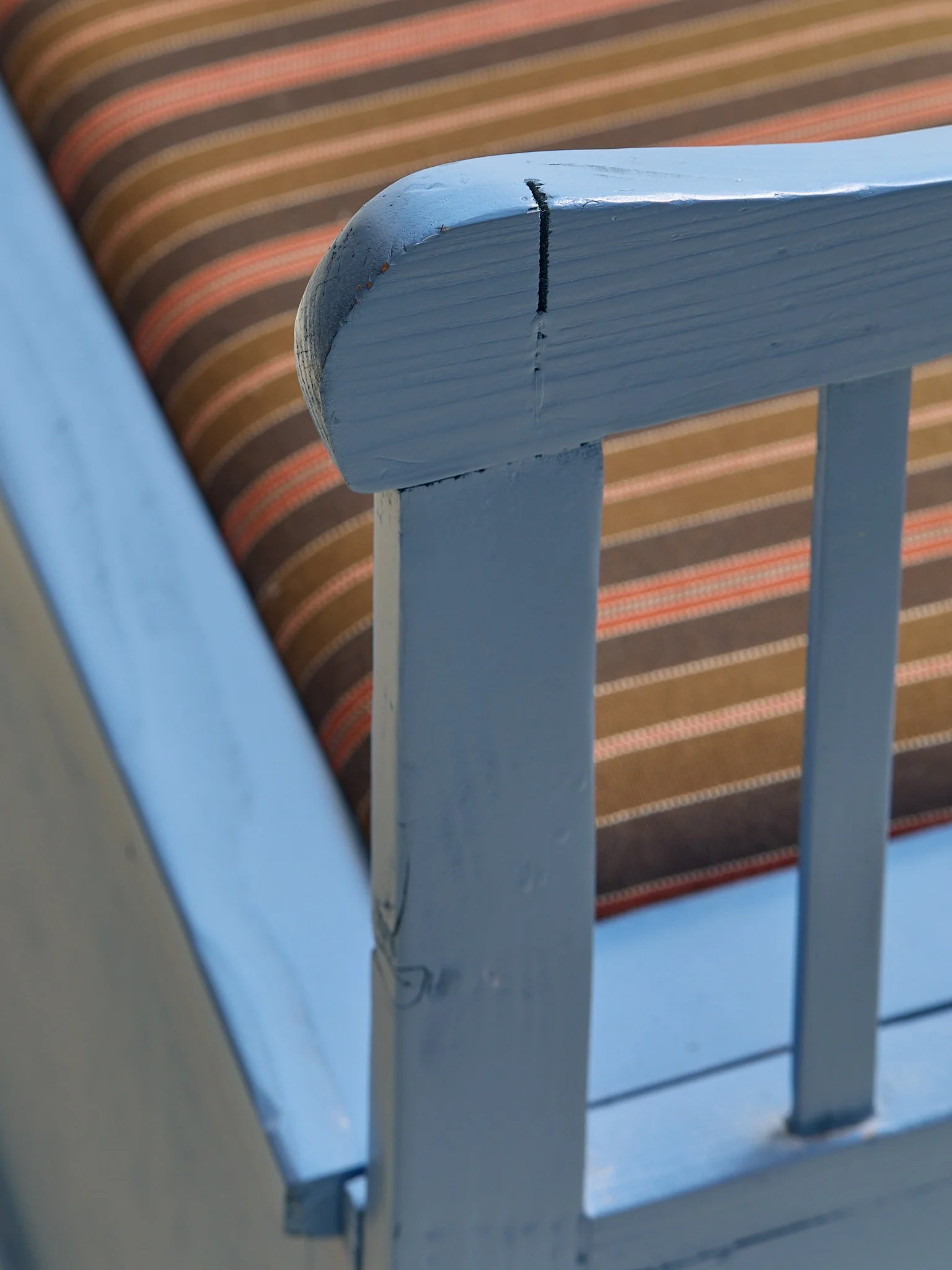 367_TheVintageHandmadeSwedishPaintedPineBenchC.1930S_09.jpg